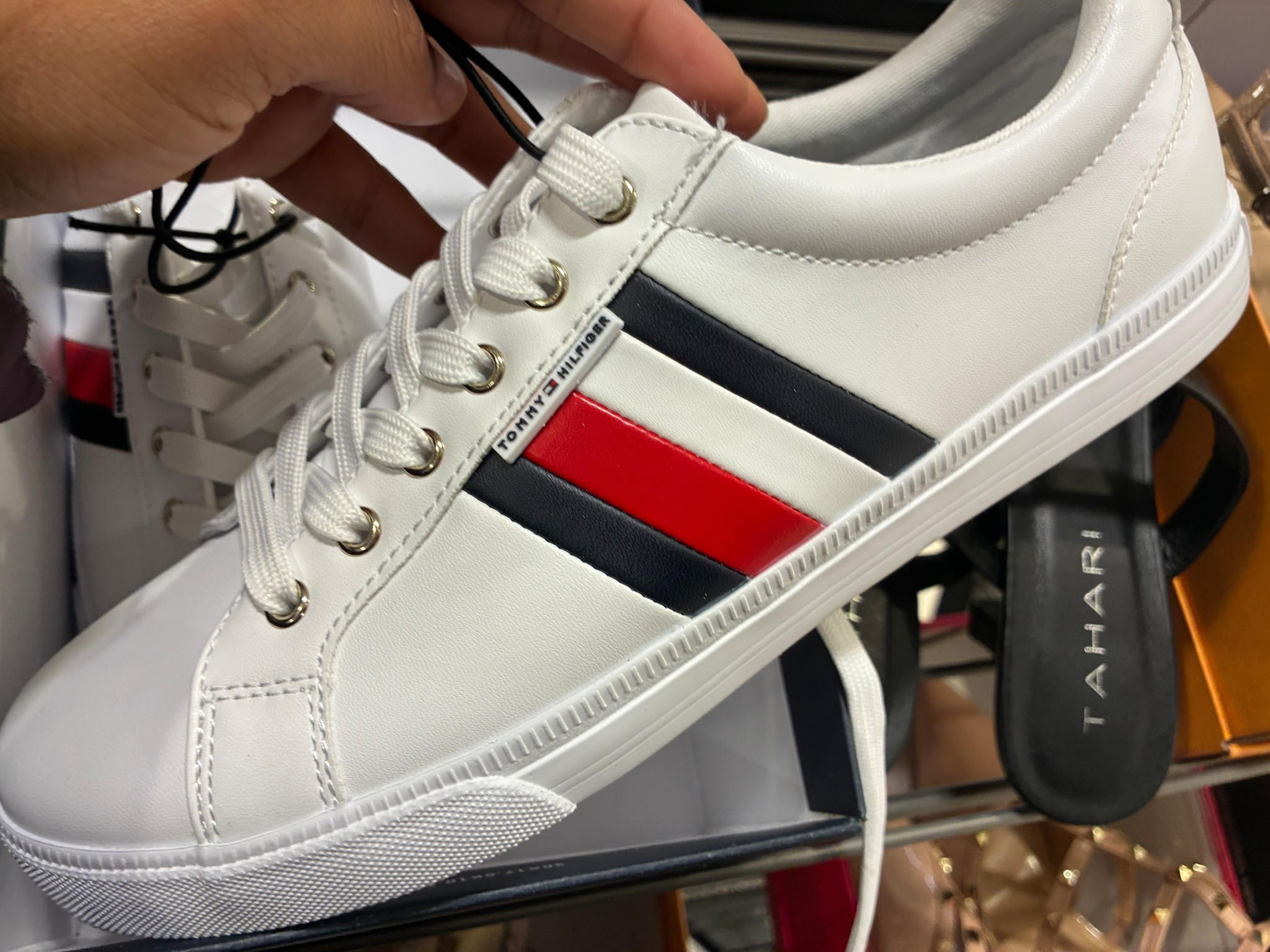 Tommy  hilfiger

#LTKselfcare #LTKSaleAlert #LTKSpringSale