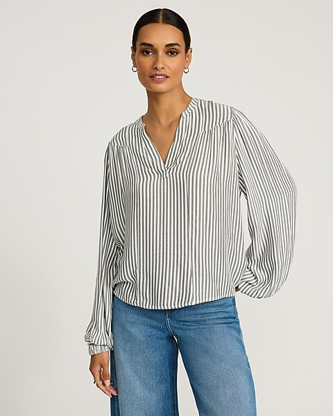 Striped V-Neck Long Sleeve Top | Express