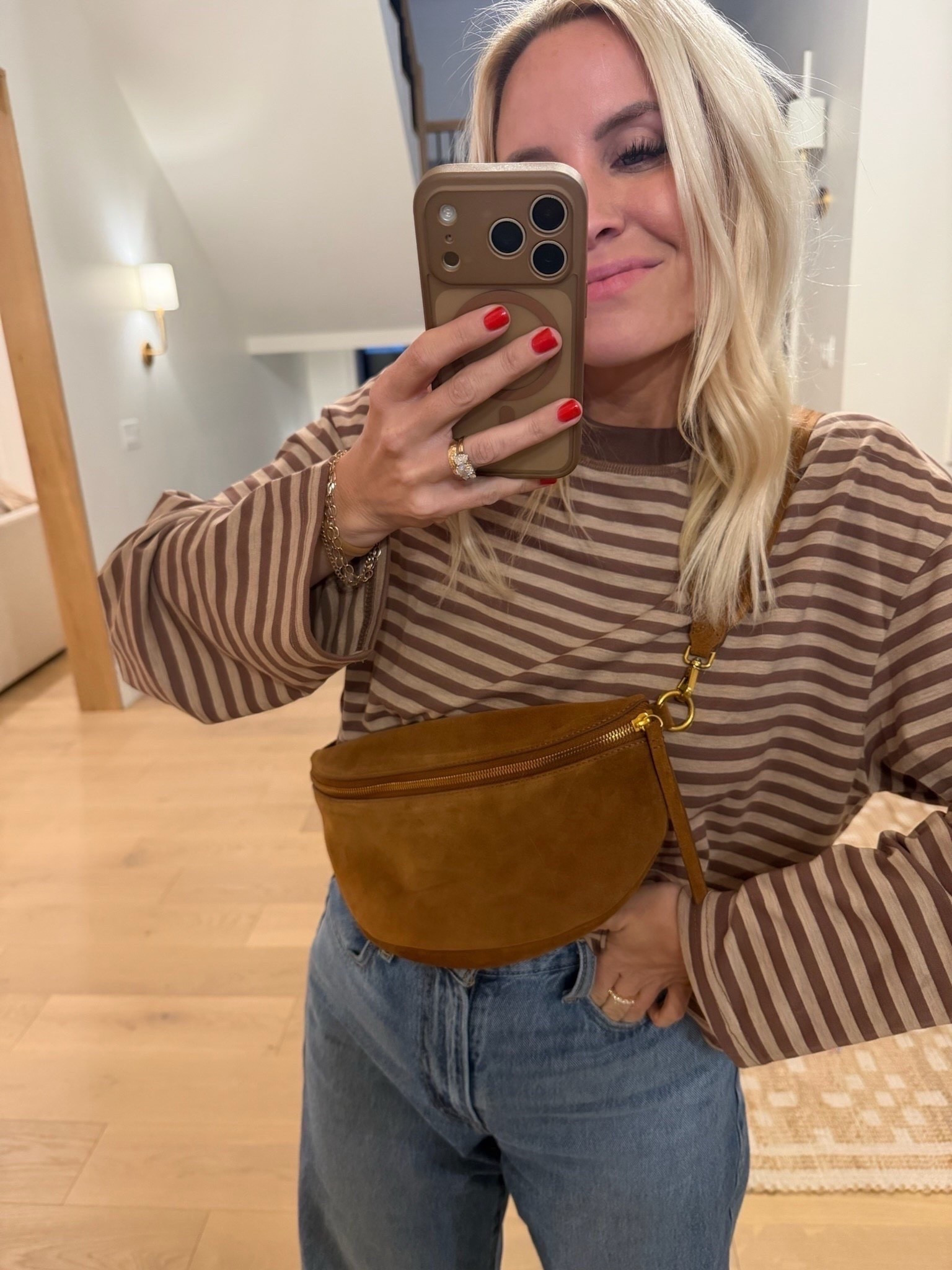 This bag is over 50% off and such a staple! I will literally use it for years!!

#LTKFindsUnder50 #LTKFindsUnder100 

#LTKootd