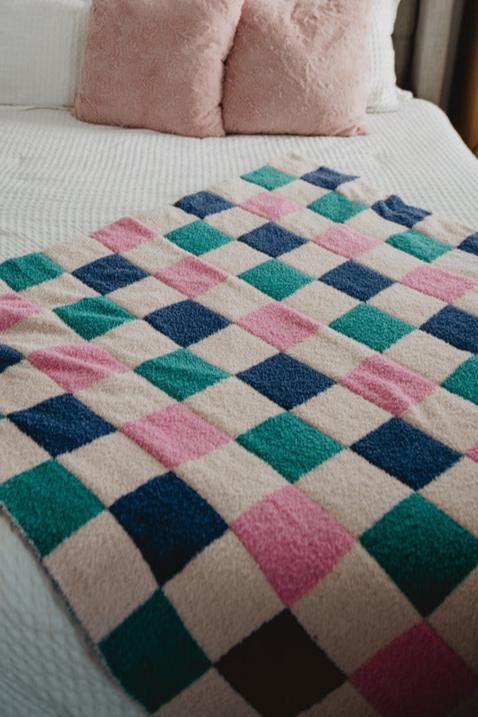 Multicolor Checkered Cute Throw Blanket | Katydid.com