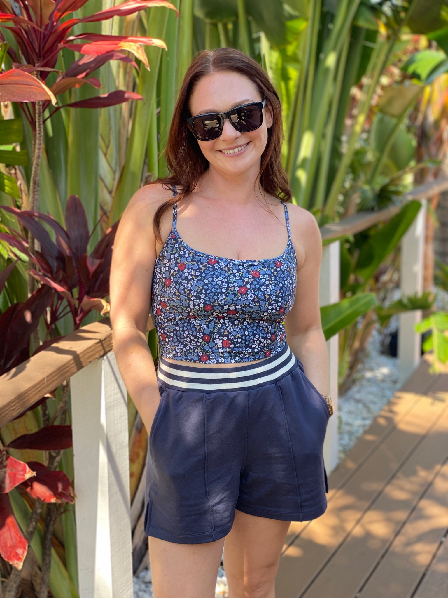 Casual Summersalt Look
Use ALLYSONJS10 for $10 off 
Wearing the Bra Tank in a 4 in outbloom in midnight & shorts in midnight XS!


#LTKfindsunder100 #LTKfitness #LTKstyletip