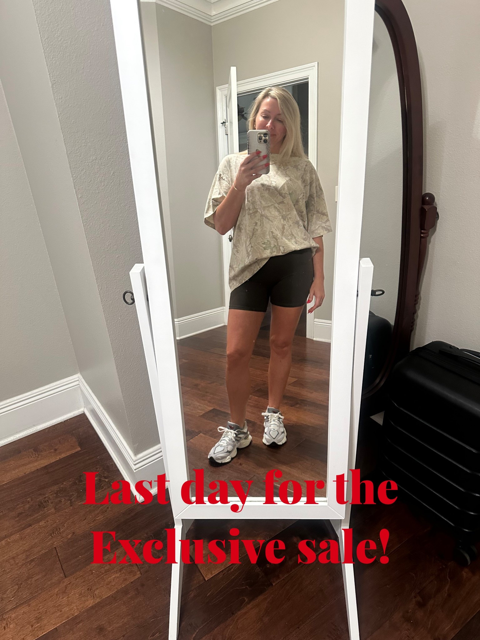 Still time to grab your items from the sale! 

#LTKStyleTip #LTKShoeCrush #LTKFallSale