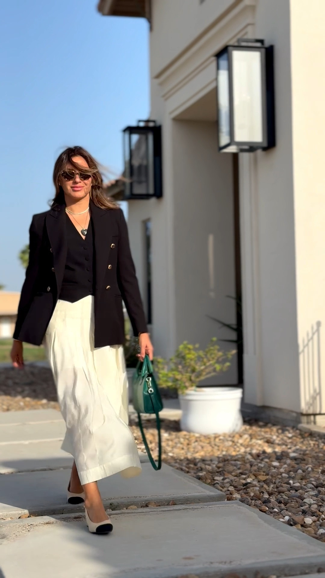 Black & Cream & a classic office look 🤌🏼

#LTKgrwm #LTKootd #LTKWorkwear