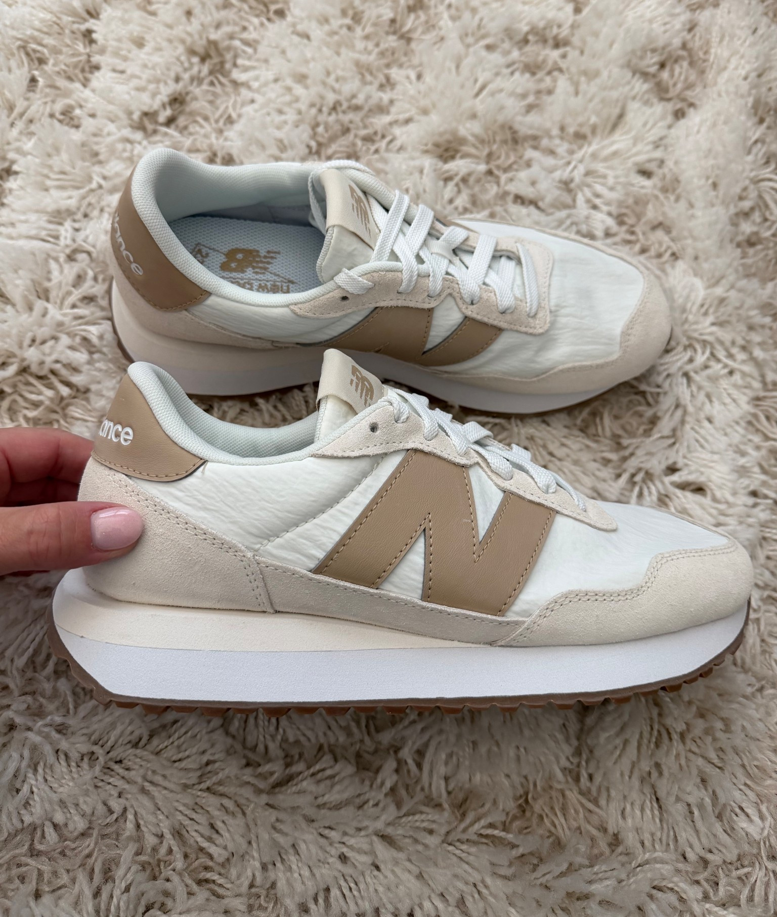 New balance sneakers 

#LTKMidsize #LTKootd #LTKSeasonal