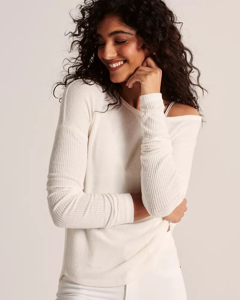 Cozy Long-Sleeve Crew Tee | Abercrombie & Fitch US & UK