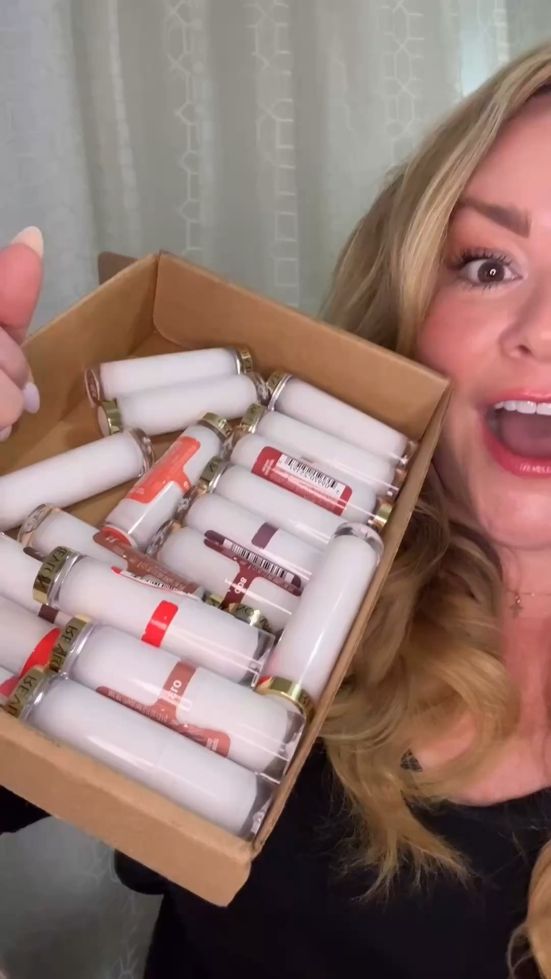 High-shine lippies reflect up to 3x more light than matte formulas.✨
•
This is why they instantly make lips look fuller.
•
These Super Lustrous Glass Shine Balms are 12 out of 10! 

#LTKBeauty #LTKgrwm