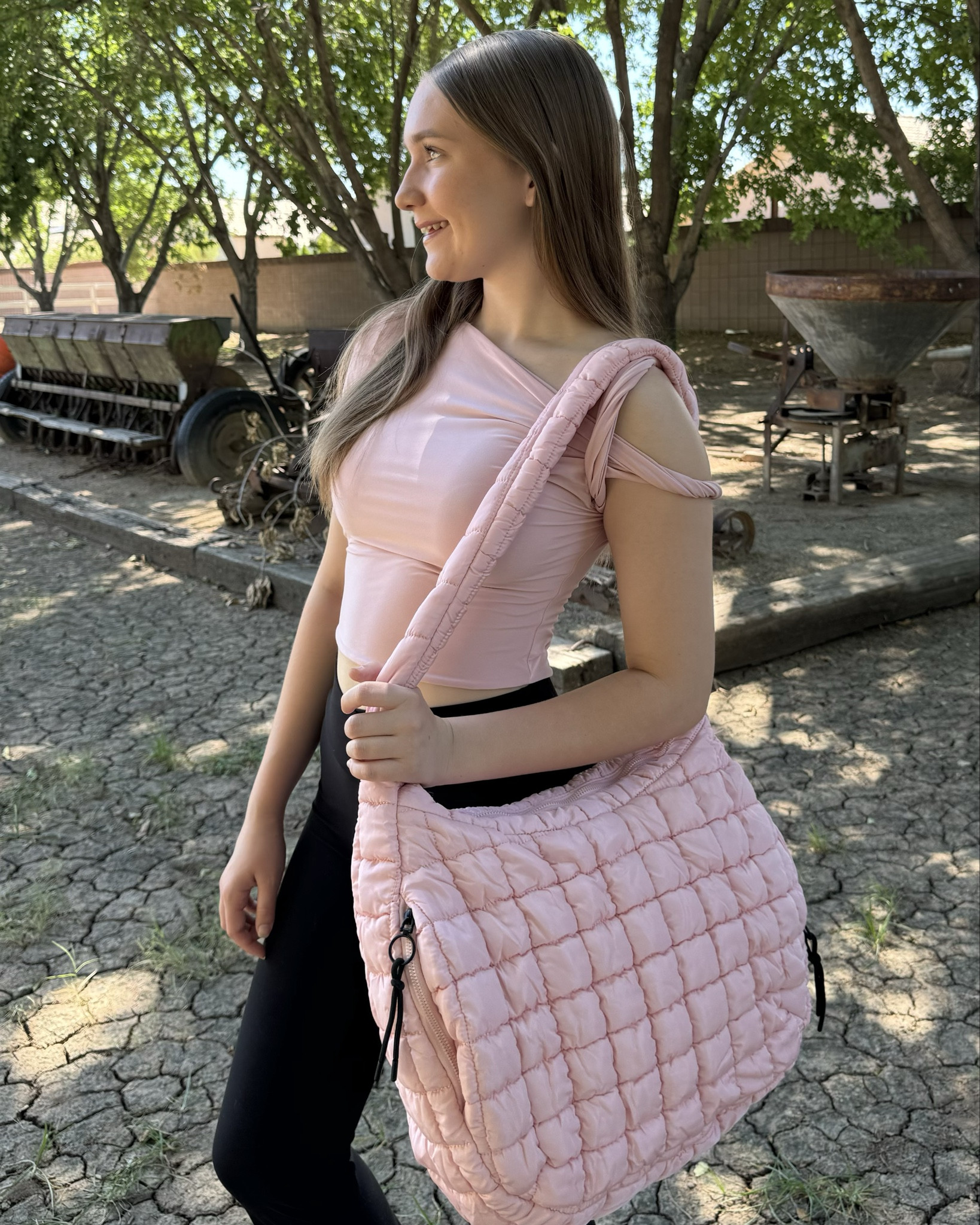 The cutest everyday carryall 🤍 This large quilted puffer tote is perfect for busy days when you need to bring everything — gym clothes, dance shoes, laptop, snacks… you name it! The lightweight puffer material makes it comfy to carry while still looking super cute and trendy. Such a good everyday tote for errands, travel, school, or the gym. ✨

#LTKStyle #LTKFinds #LTKBag #PufferTote #QuiltedBag #EverydayBag #CarryAllTote #ToteBagStyle #TravelTote #GymBagEssentials #OnTheGoStyle #NeutralStyle #CuteAndPractical #FashionFinds #BagOfTheDay

#LTKootd #LTKActive #LTKfitnessgoals