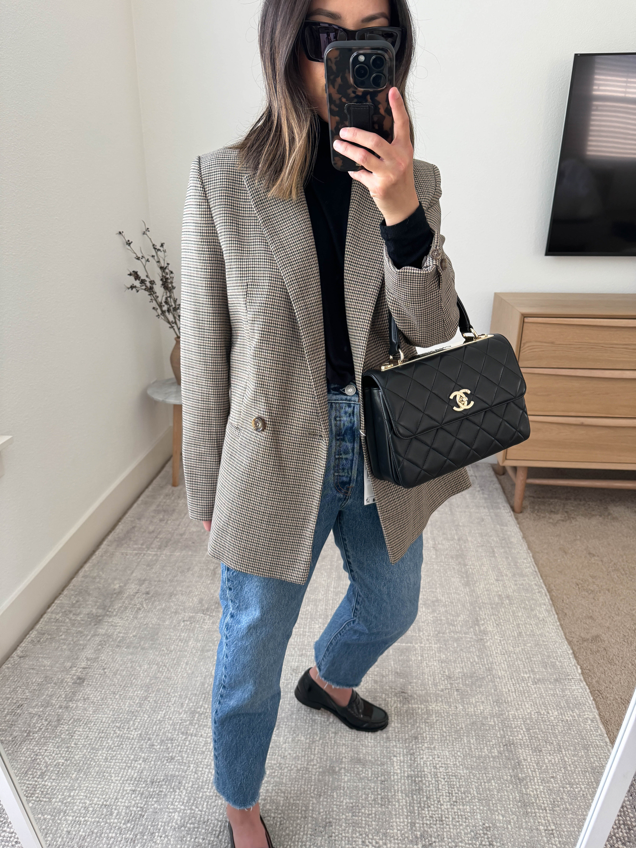 Thanksgiving outfit ideas. Fall outfit ideas.

Mango blazer small
Majestic Filatures turtleneck xs
Levi's 501 crop jeans 25. Cut jeans
J.Crew loafers 5
Chanel trendy cc small
Ysl sunglasses

#LTKHoliday #LTKSeasonal #LTKShoeCrush