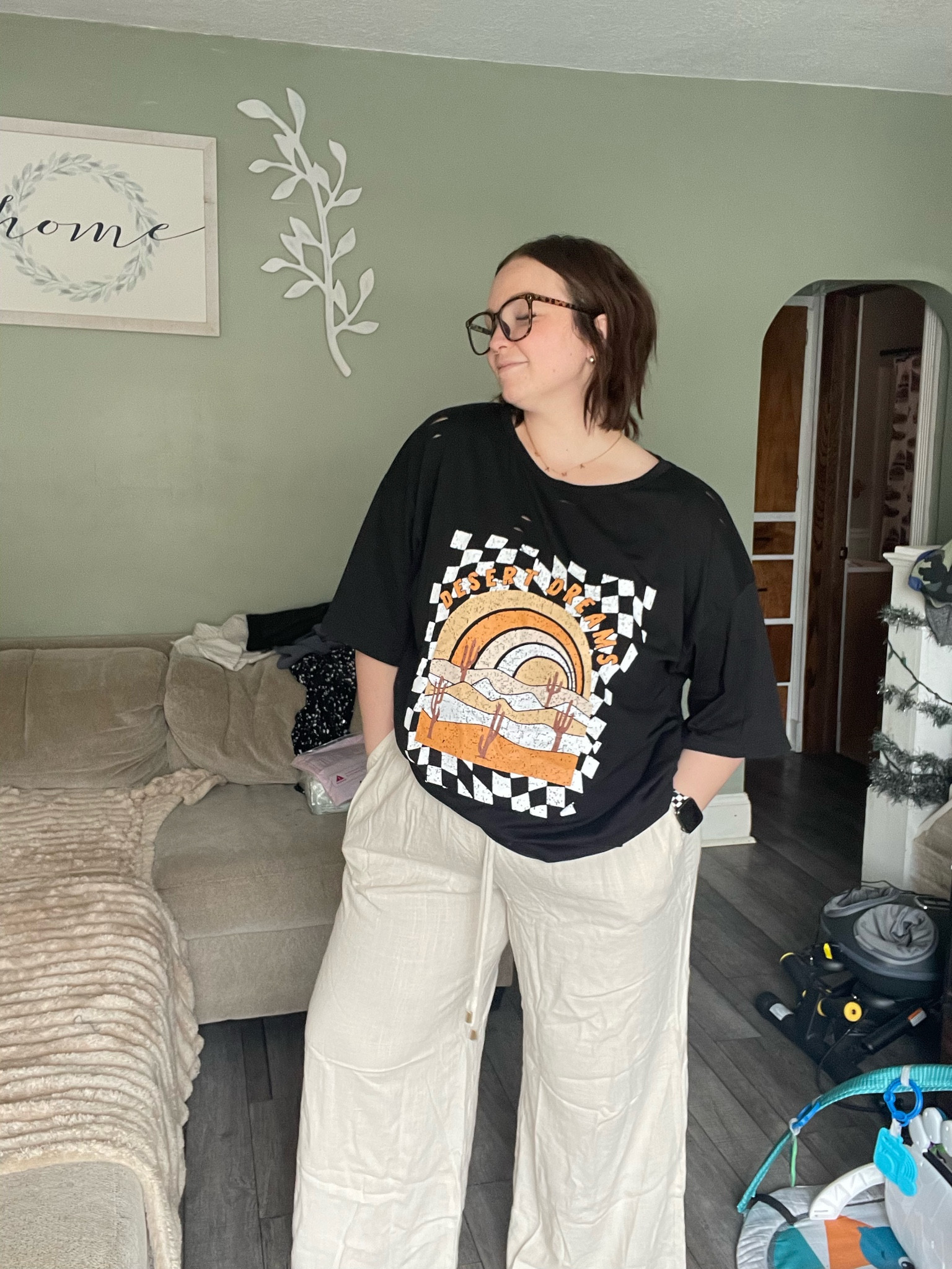 Loving this distressed graphic tee & the perfect pants for the warm weather ☀️ 

My fav combo for a comfy and cute mom look

#LTKMidsize #LTKStyleTip #LTKPlusSize
