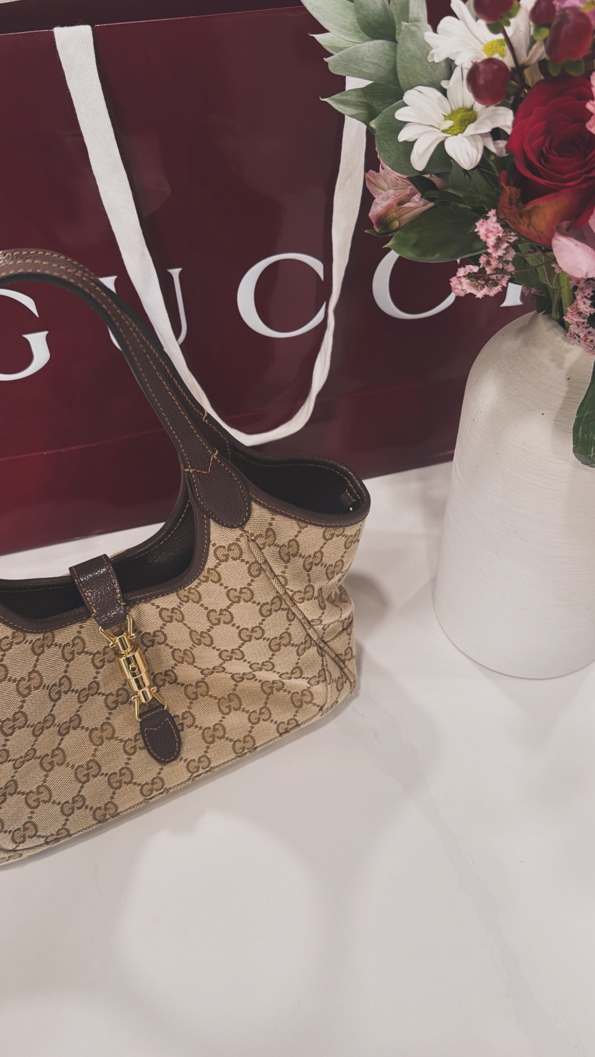 newest addition to my collection, so blessed everyday, especially this Valentine’s day ❤️

gucci mercato small tote bag
 

 

#LTKootd #LTKNYFW