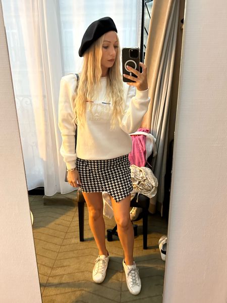 The comfiest outfit I wore the whole time in Paris. Golden Goose shoes are the comfiest ever! I walked all day in them! 

#GoldenGoose #Beret #Comfy #Paris #ParisStyle 

#LTKeurope #LTKstyletip #LTKfindsunder100