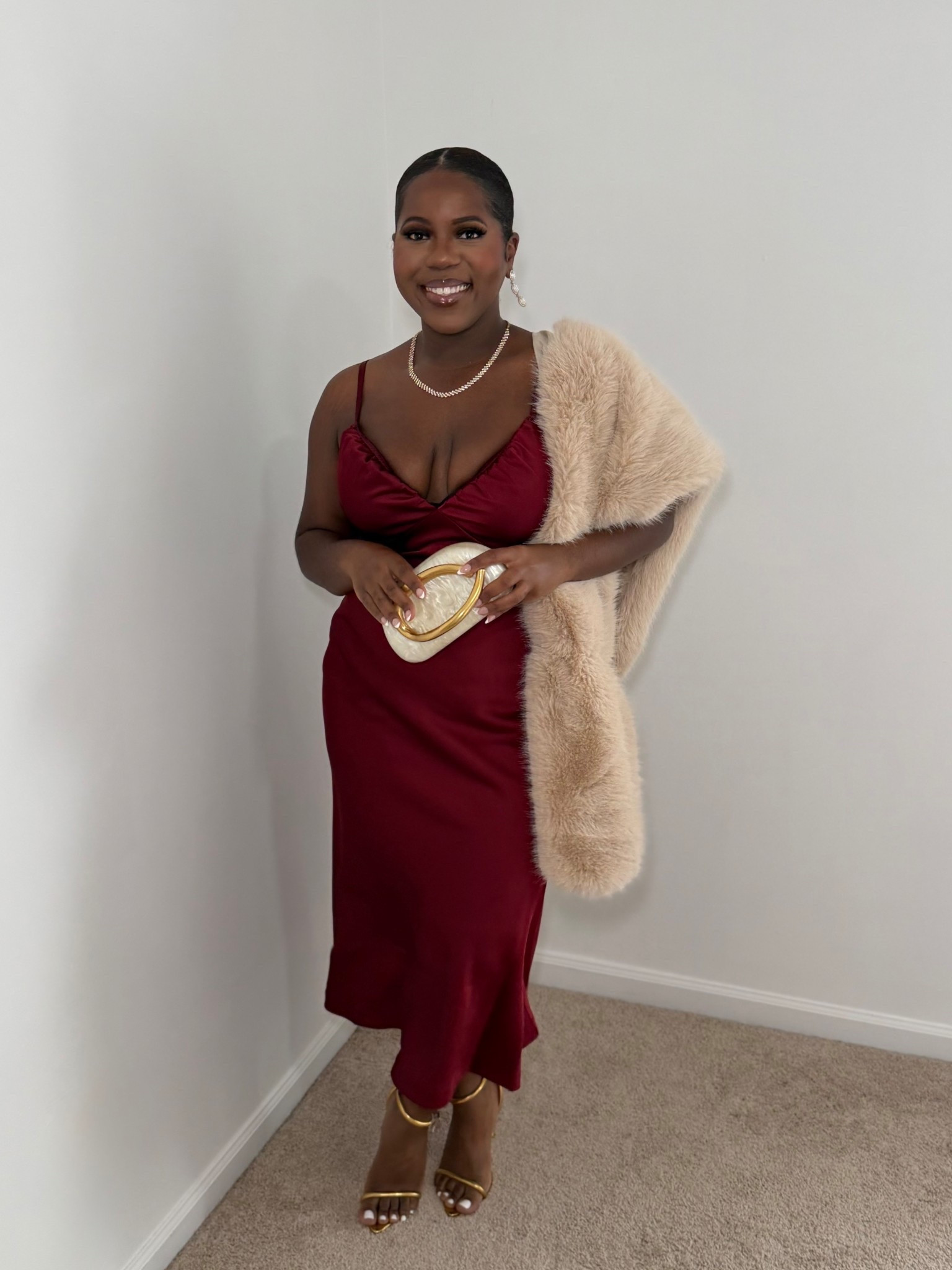 Christmas glam outfit perfect for a Christmas party, a glam night out with the girls, a date night, or any festive celebration.

#LTKgrwm #LTKHoliday #LTKootd