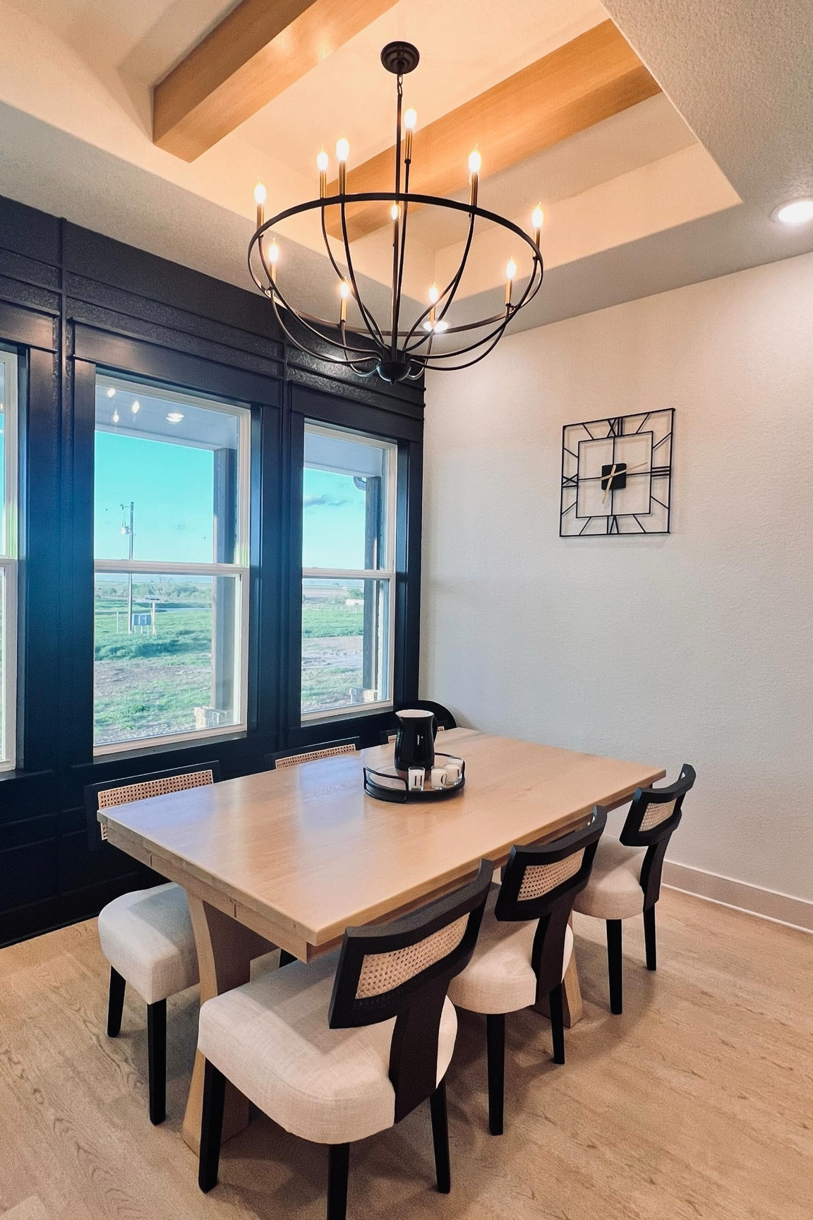 Spoiler Alert - you don’t have to break the bank on lighting! Almost every single lighting fixture in my home came from Amazon. 

I know me & I know I like to change things up often. That being said, I knew I’d probably want to change my fixtures in a couple years, or less, 😬🫣 so I didn’t want to spend a lot of $$$$ on something I’ll end up selling on marketplace. Know what I mean?

I highly recommend seeing what Amazon has to offer. Spend less; feel no guilt! 😉

All my purchases are listed in my storefront under “Lighting” but you can always message me for a direct link. 
💡 
💡
💡
#amazonfinds #amazon #newhome #homebuild #budgetdecorating #budgetfriendly #custom #customhome #fauxbeams #diningroom #chandelier #blackandgold #lighting #fixtures #interior #design #texashomes #interiordesignersofinsta #reels #kitchensofinstagram #instagood #linkinbio