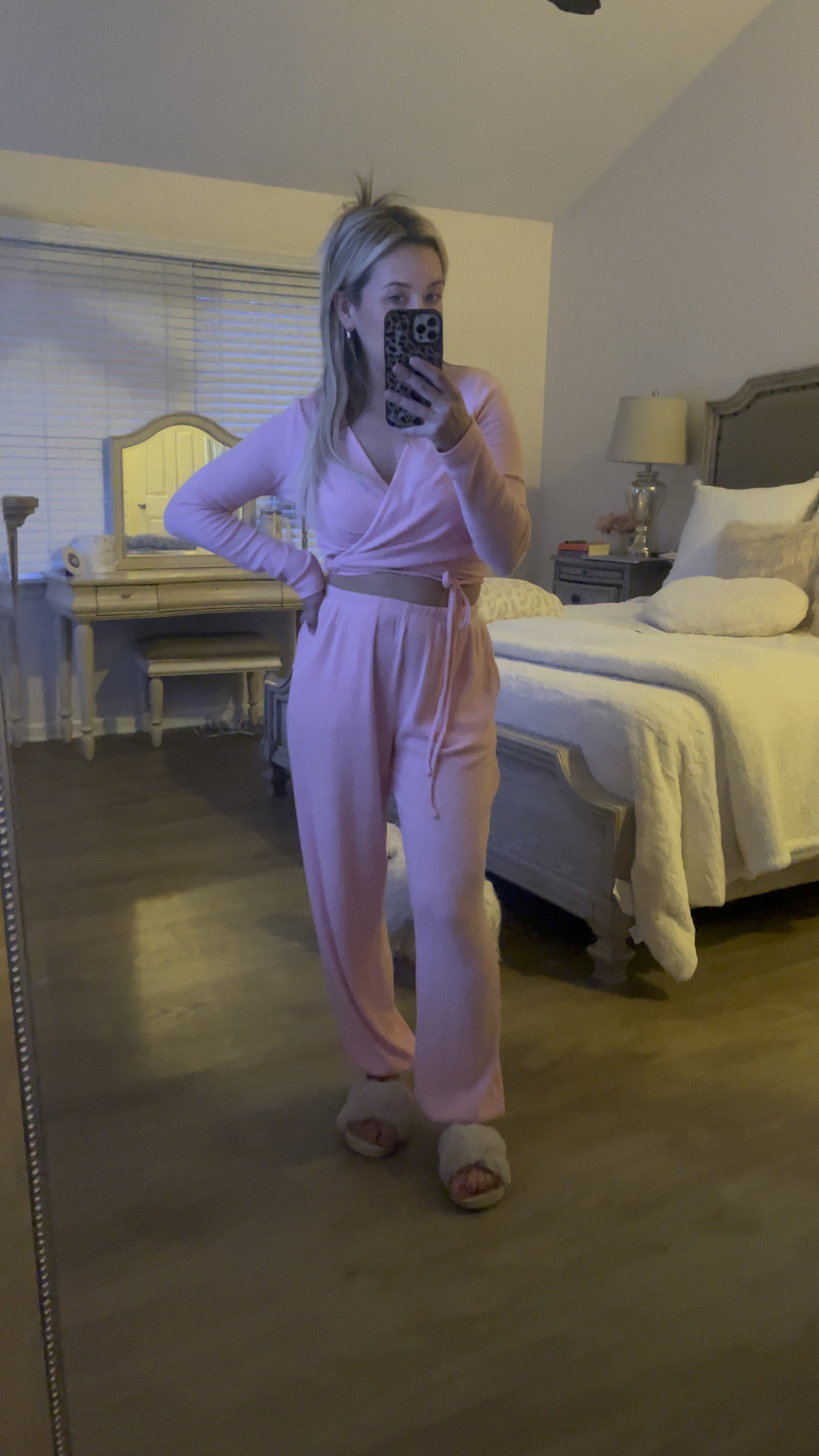 Softest spring lounge set 

#LTKVideo #LTKstyletip #LTKfindsunder50