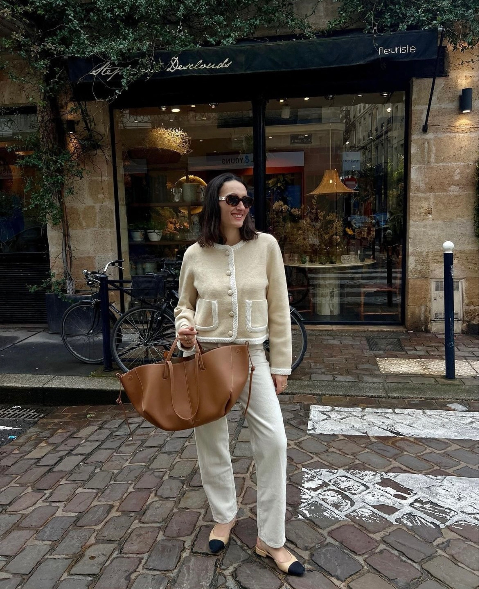 Story of mimosa lover