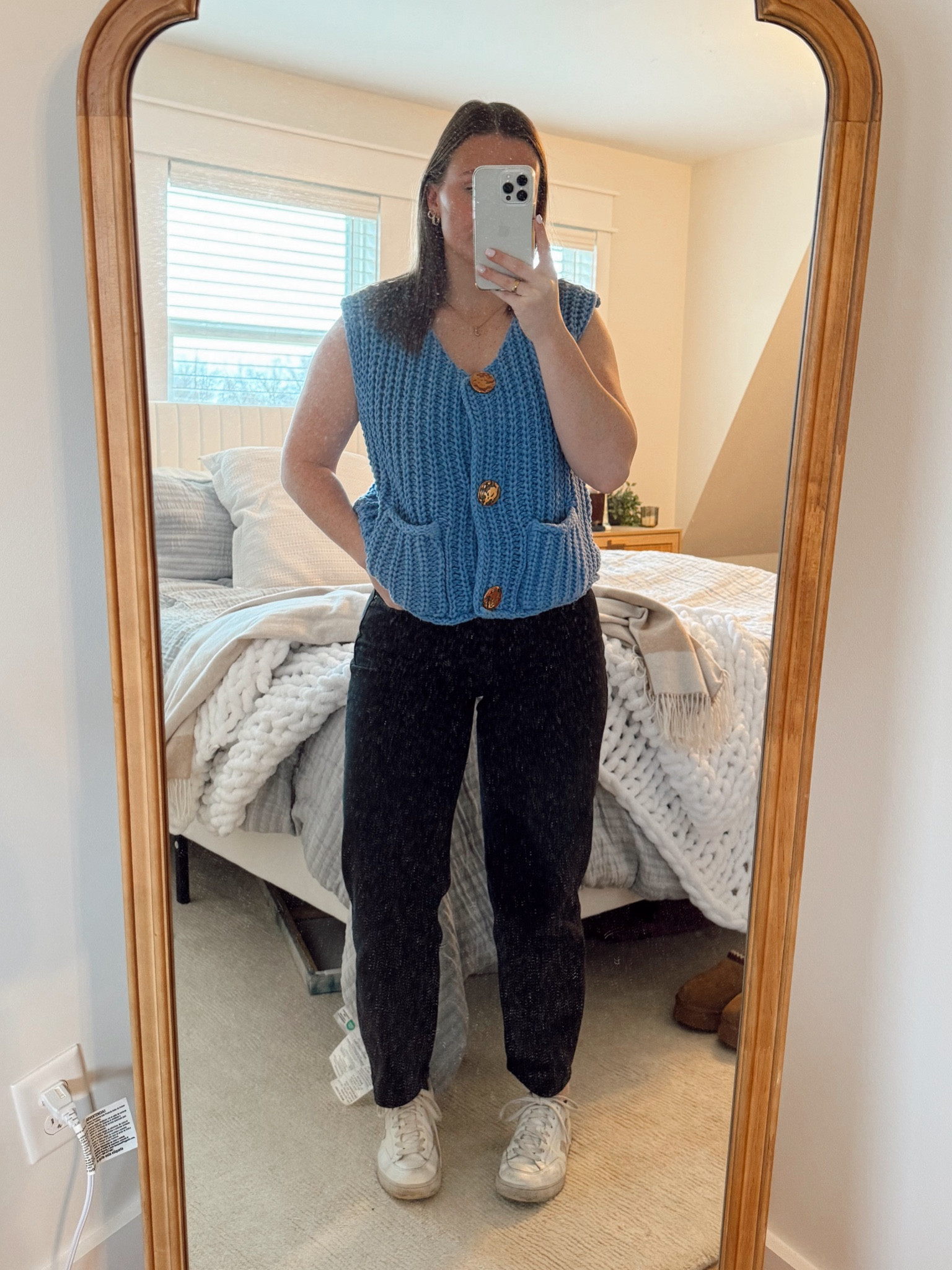 Loving these new jeans from Abercrombie to have a staple pair of black jeans in my closet! + this sleeveless sweater from Amazon is becoming a staple in my rotation!

#LTKStyleTip #LTKWorkwear #LTKFindsUnder100