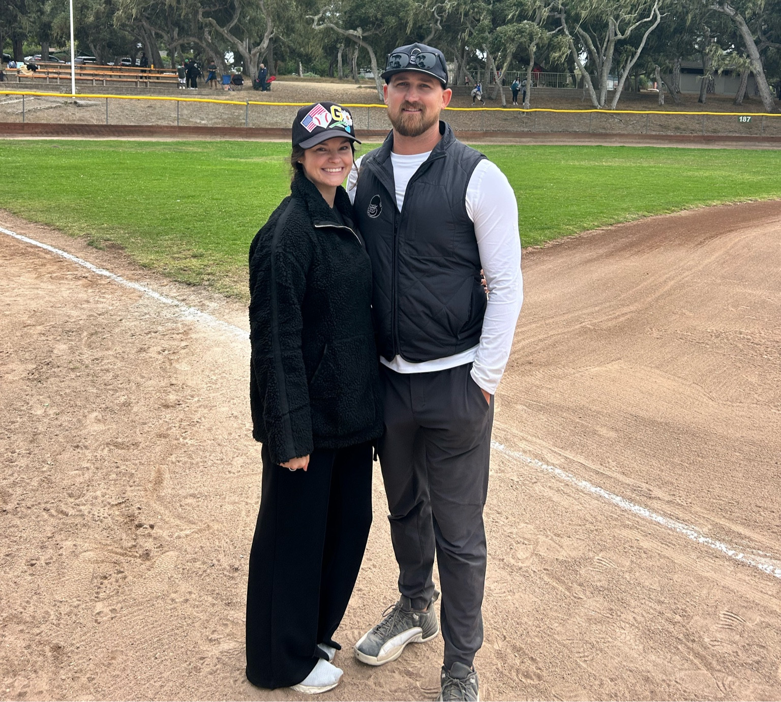 Best Sherpa oversized jacket 🖤
Size z 

#LTKBump #LTKTravel #LTKSeasonal