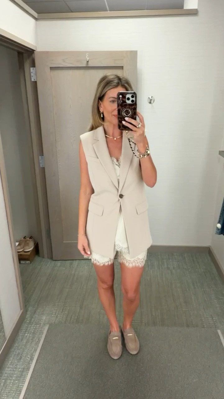 Nordstrom anniversary sale try on

#LTKOver40 #LTKSaleAlert #LTKPetite