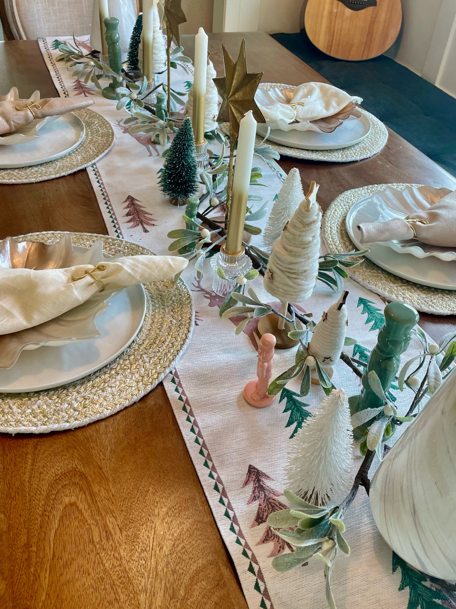 Christmas decor • tablescape • hosting • Xmas tablescape 

#LTKHoliday #LTKhome #LTKHolidaySale