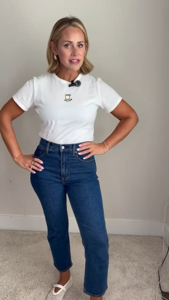 Fall denim at its finest 😍✨

Wearing a 27, Small or size 4 in all. If petite or short is an option that’s what I do as I’m 5’2

#LTKSeasonal #LTKFindsUnder100 #LTKStyleTip