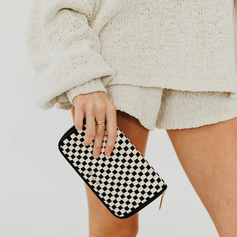 Lenni Large Zip Woven Wallet | Pretty Simple