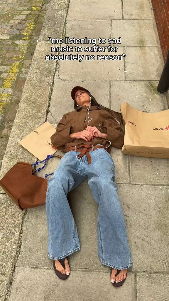 POV: you listen to a sad song once and make it your whole personality

suede jacket, bomber jacket, suede bag, barrel jeans, heeled sandals, spring outfit, city break 

 #LTKuk #LTKspring #LTKjeans