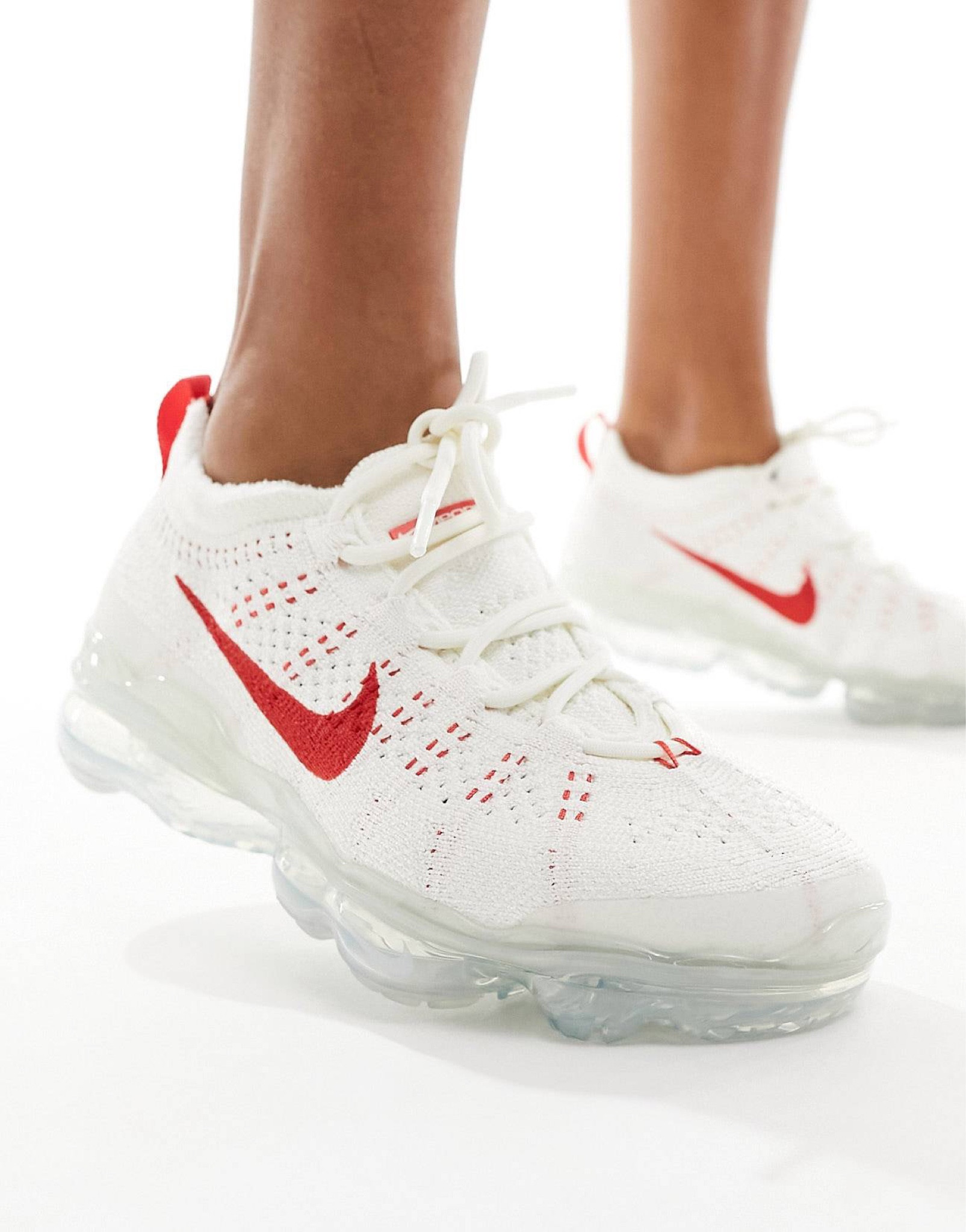 Nike Air Vapormax 2023 - Red


#LTKshoecrush #LTKSeasonal #LTKfitness