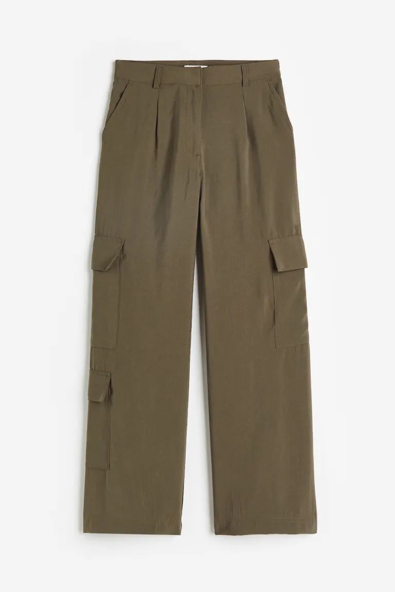 Wide cargo trousers | H&M (US + CA)