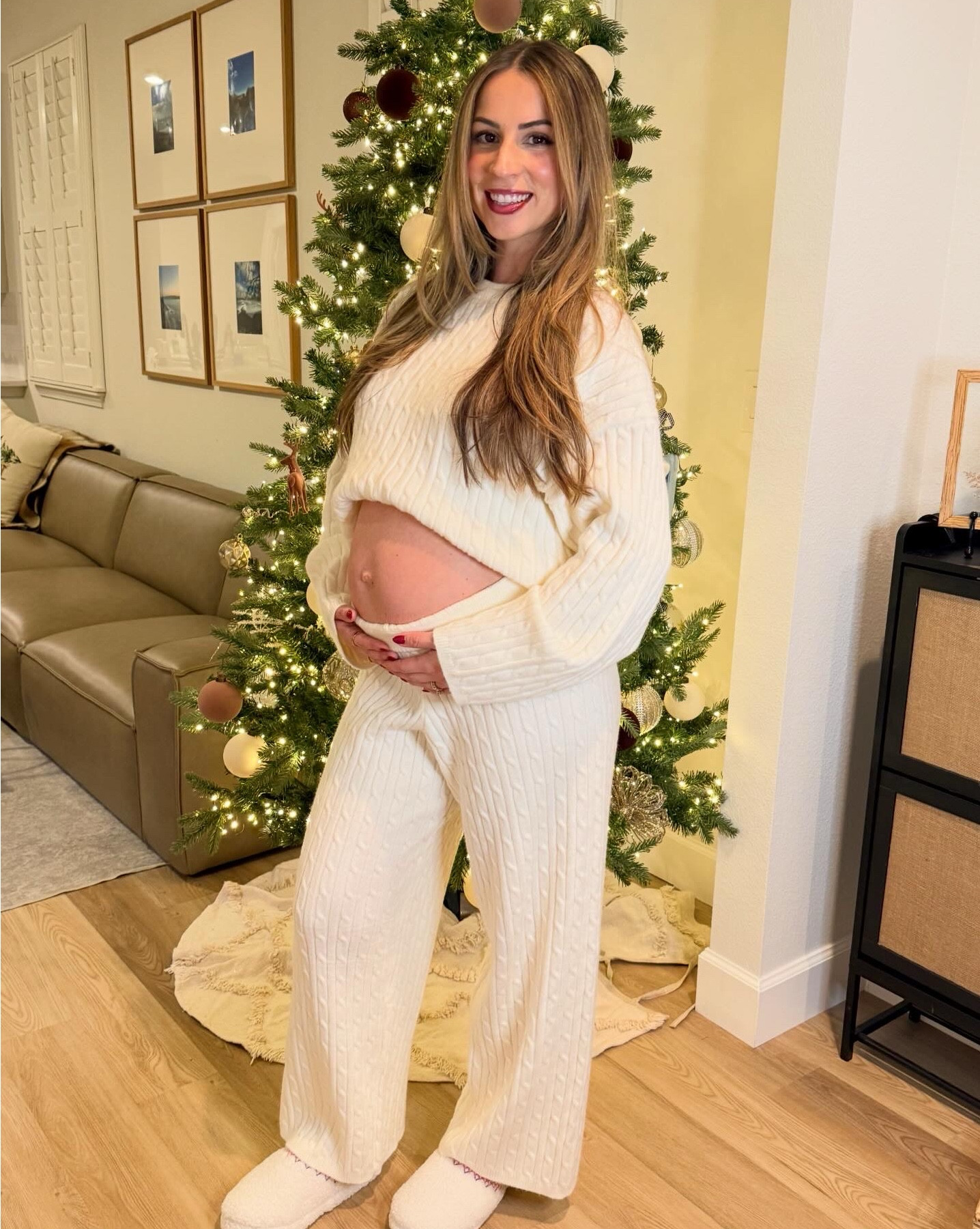 Cozy winter cuddles 

#LTKootd #LTKgrwm #LTKSeasonal