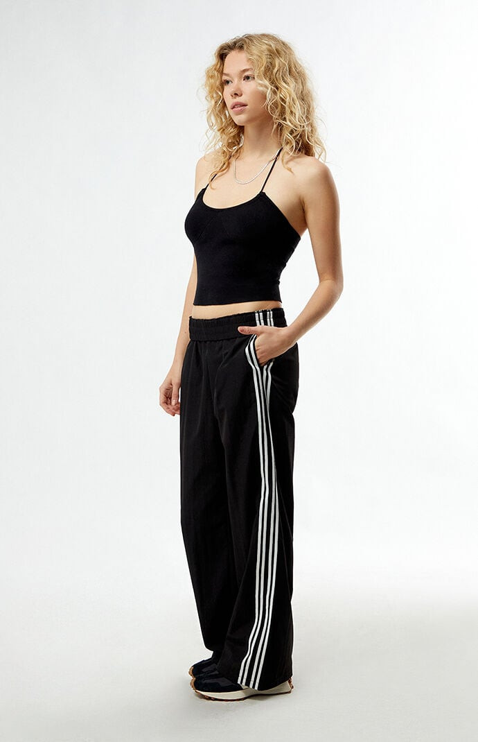 Women's Solid Color Baggy Track Pants in Black - Size XS | PacSun