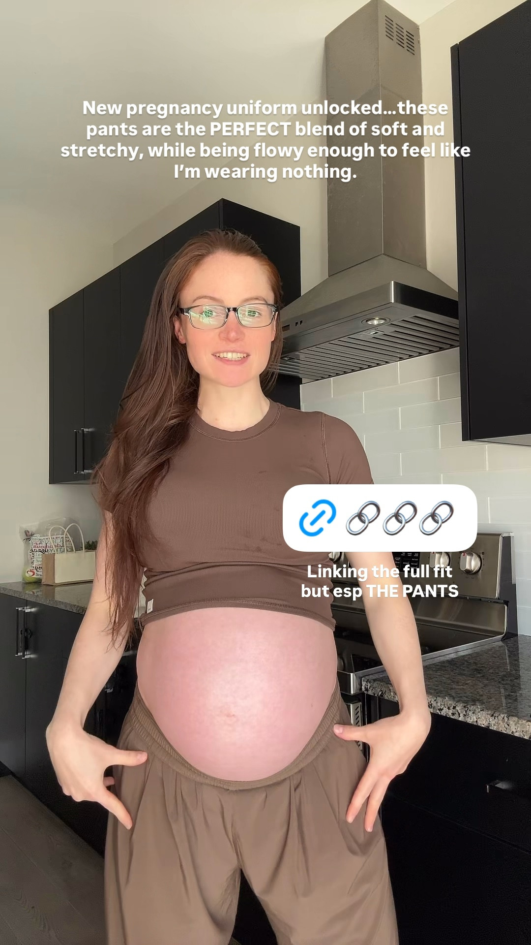 First time trying Vuori and I think I get the hype ??? The pants are the PERFECT balance of soft and stretchy, while being flowy enough to feel like I’m wearing nothing. Perfect for end of pregnancy and early PP.

Top: size S
Bottoms: size M for a looser fit

#LTKBaby #LTKBump #LTKActive