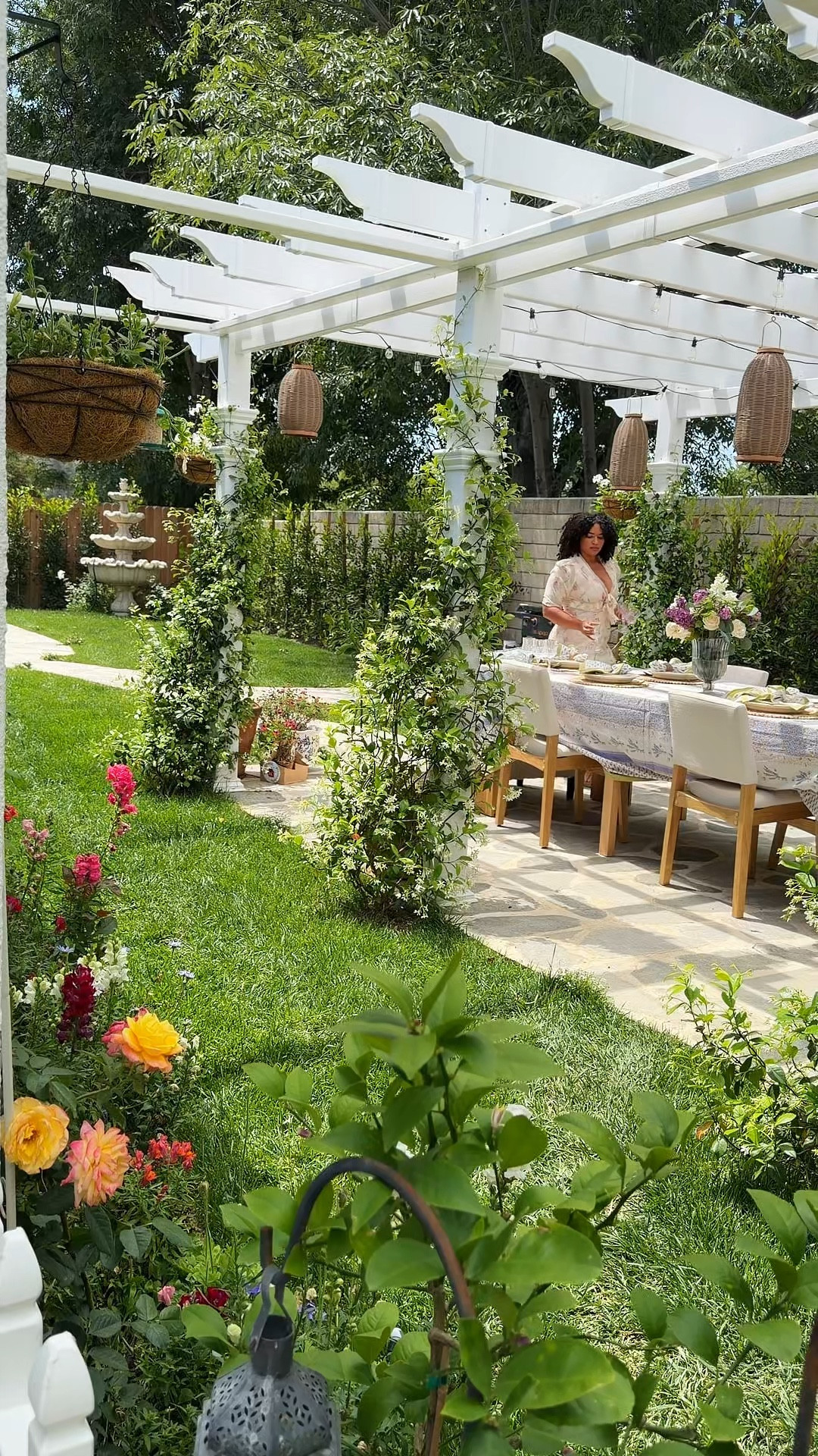 Loved this tablescape!