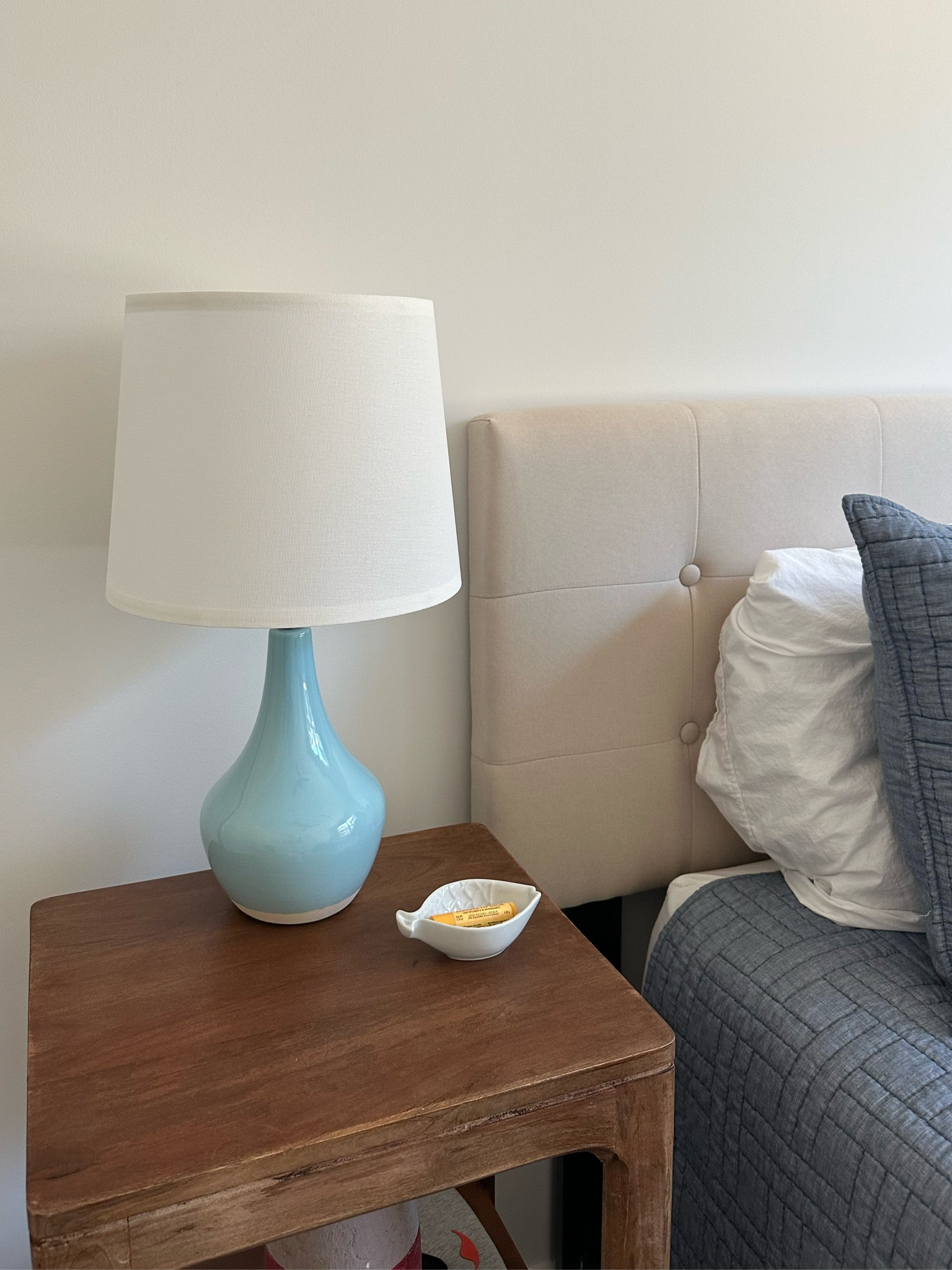 The perfect nightstand lamp from Amazon and they have so many colors to choose from 

#LTKHome #LTKFindsUnder50 #LTKSeasonal