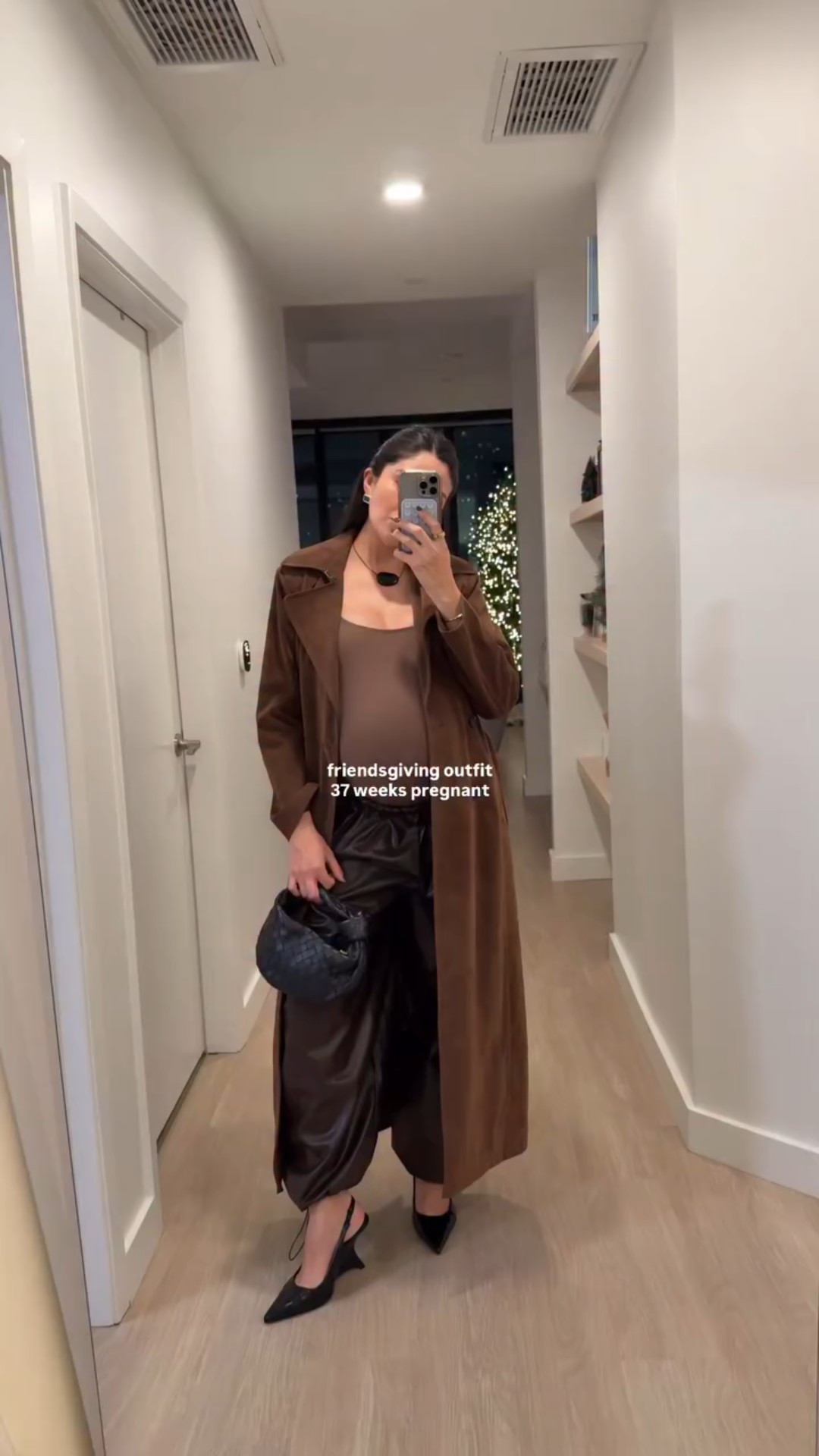 Running out of things that fit at this point 😅 but was able to put this monochrome outfit together 🤎 

-
friendsgiving outfit, maternity thanksgiving style, 37 weeks pregnant outfit, bump friendly outfit, fall maternity fashion, cozy thanksgiving look, pregnant holiday style, maternity dinner outfit, bump style inspo, pregnancy fashion ideas, third trimester outfit, chic maternity look, fall bump friendly style, brown suede trenchcoat