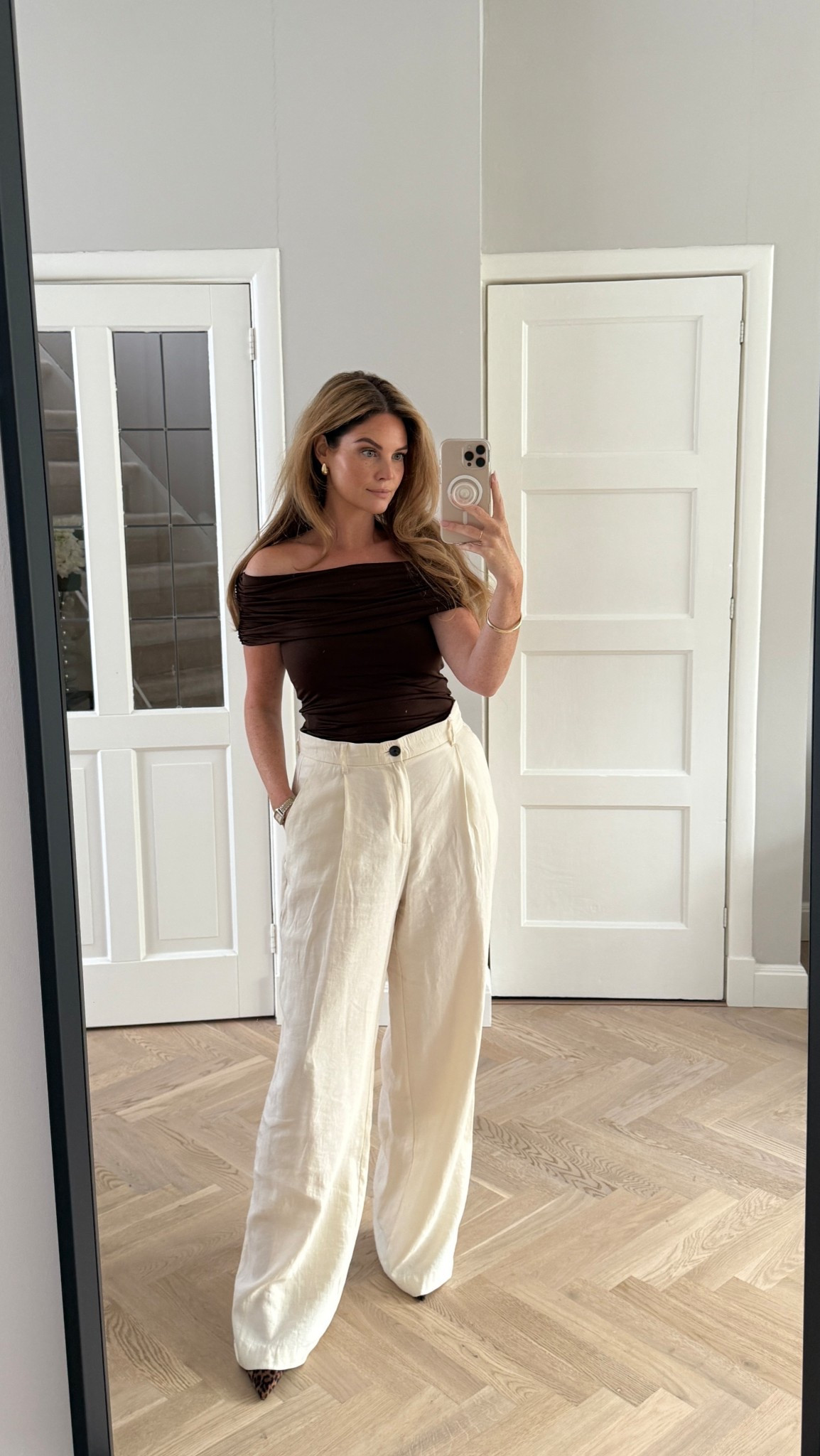 Cream and brown spring summer outfit 🤎 

spring outfit inspiration 2025, spring styling, ootd, spring inspo, spring workwear outfit, workwear outfit, chic casual outfit, lente outfit, spring 2025 trend, white jeans outfit, spring outfits, summer outfit 2025, butter yellow outfit, off shoulder top outfit, wide trousers outfit, kitten heel outfit, leopard kitten heels, summer styling, summer ootd, summer inspo 


#LTKeurope #LTKspring #LTKsummer