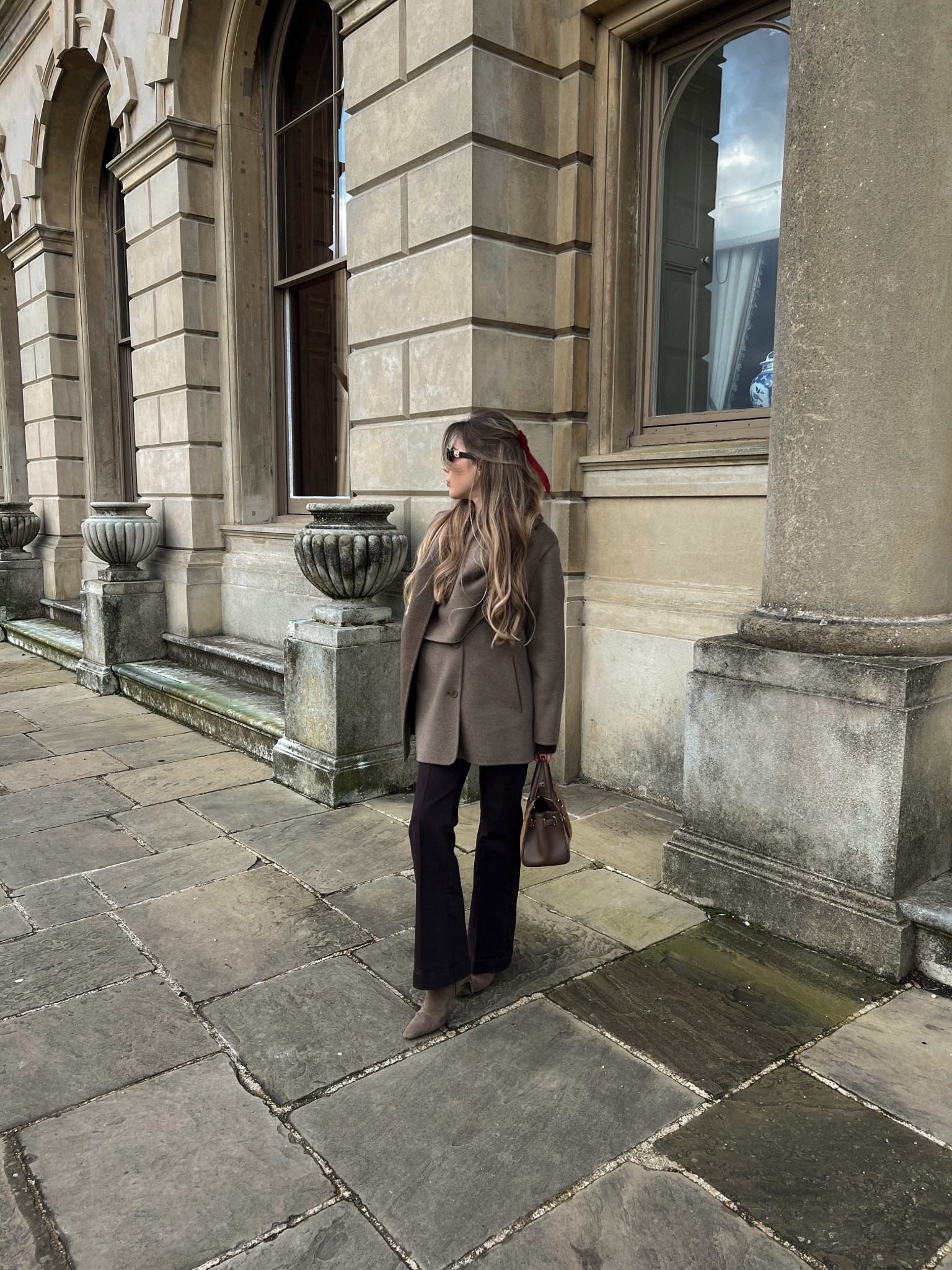 Scarf coat outfit 
Goelia discount codes -
10STL: no threshold $10 off
STL15: buy 2 items, get 15% off
STL33: buy 5 items, get 33% off


#LTKSeasonal #LTKootd #LTKHoliday