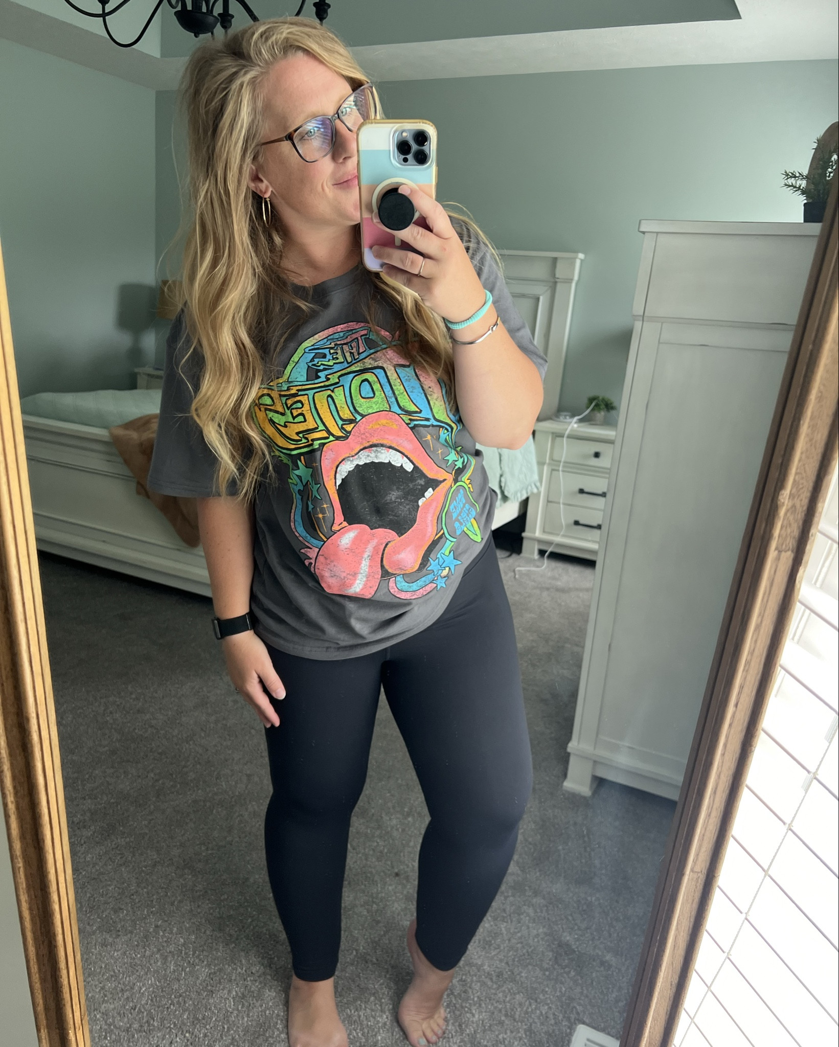 Forever a graphic T lover at heart ❤️ 

Top: Large
Leggings:  Unity 8-10
Https://tinyurl.com/ZYIAsammie 

#LTKStyleTip #LTKMidsize