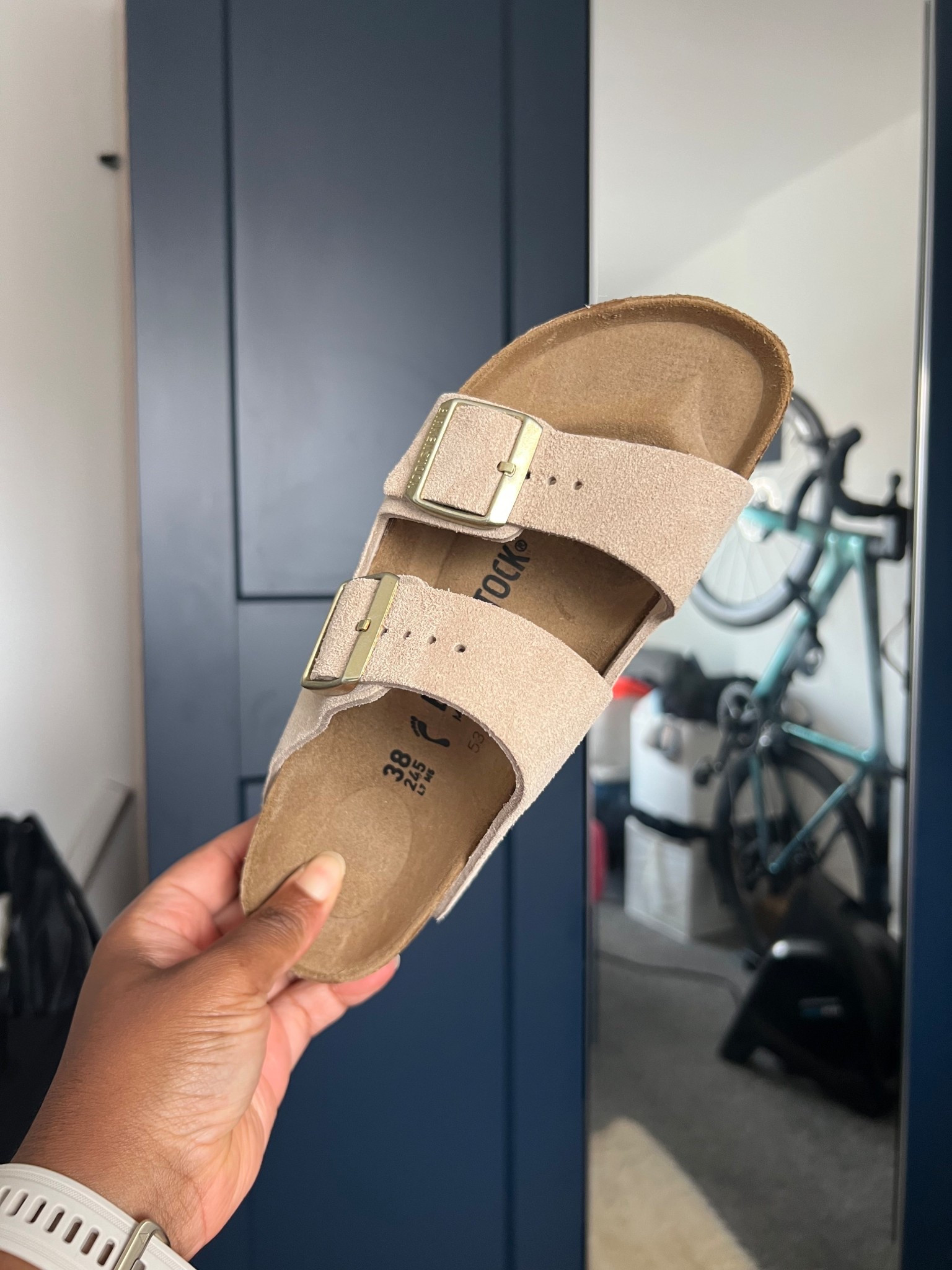 These were as hard to find as gold dust 👀 Birkenstock Arizona sandals in sandcastle suede … SIZE 5 😅 

Perfect shoes to finish off your airport outfit and then have ready for your holiday 🙌🏾 

#LTKtravel #LTKuk #LTKshoes