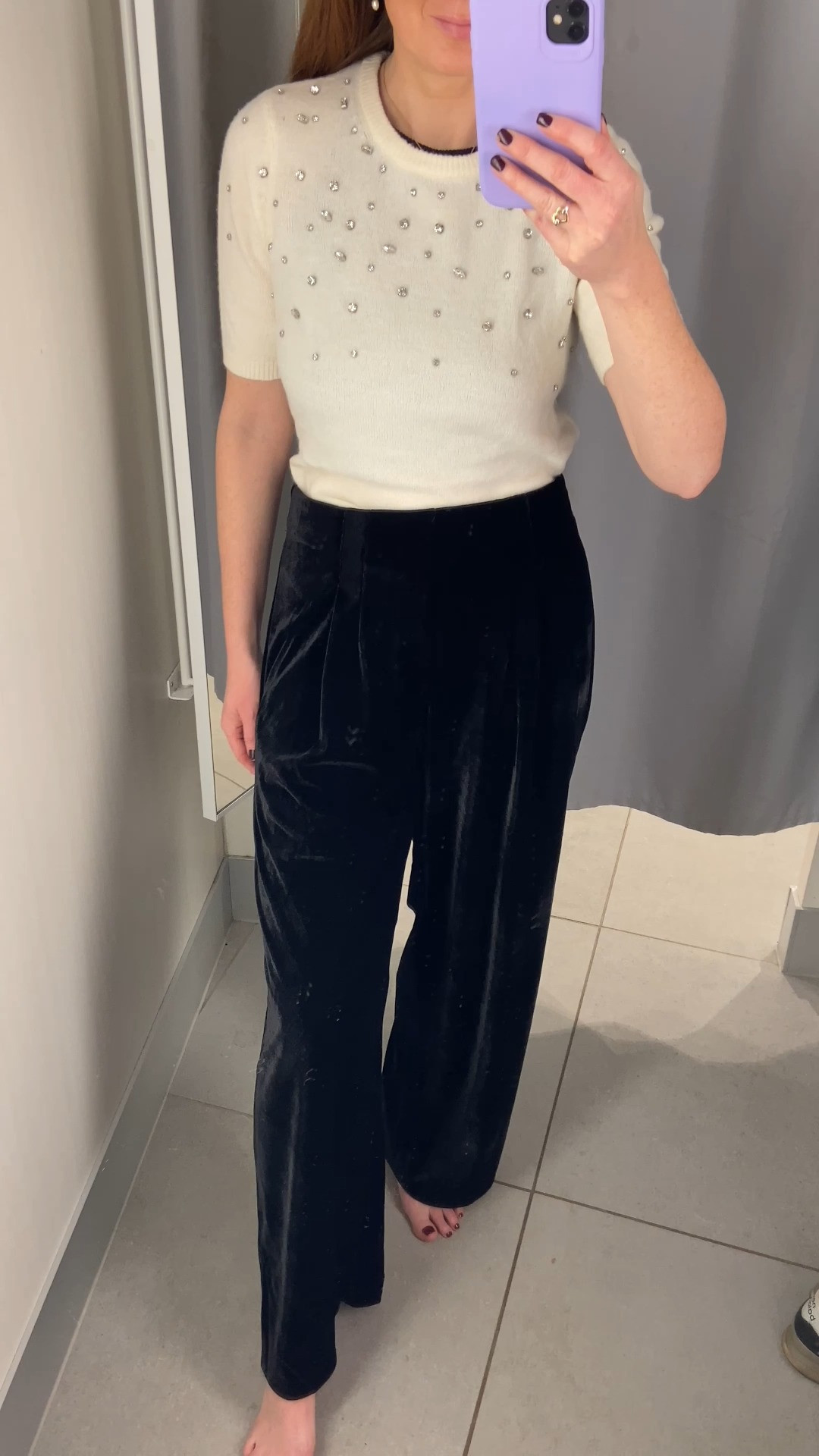New in H&M Partywear - Festive outfit inspo for Christmas cocktails or Christmas Day lunch ♥️🍸🍽️ wearing an XS in the embellished sweater and a Small in the velour trousers. 

 

#LTKuk #LTKfestive #LTKpartywear