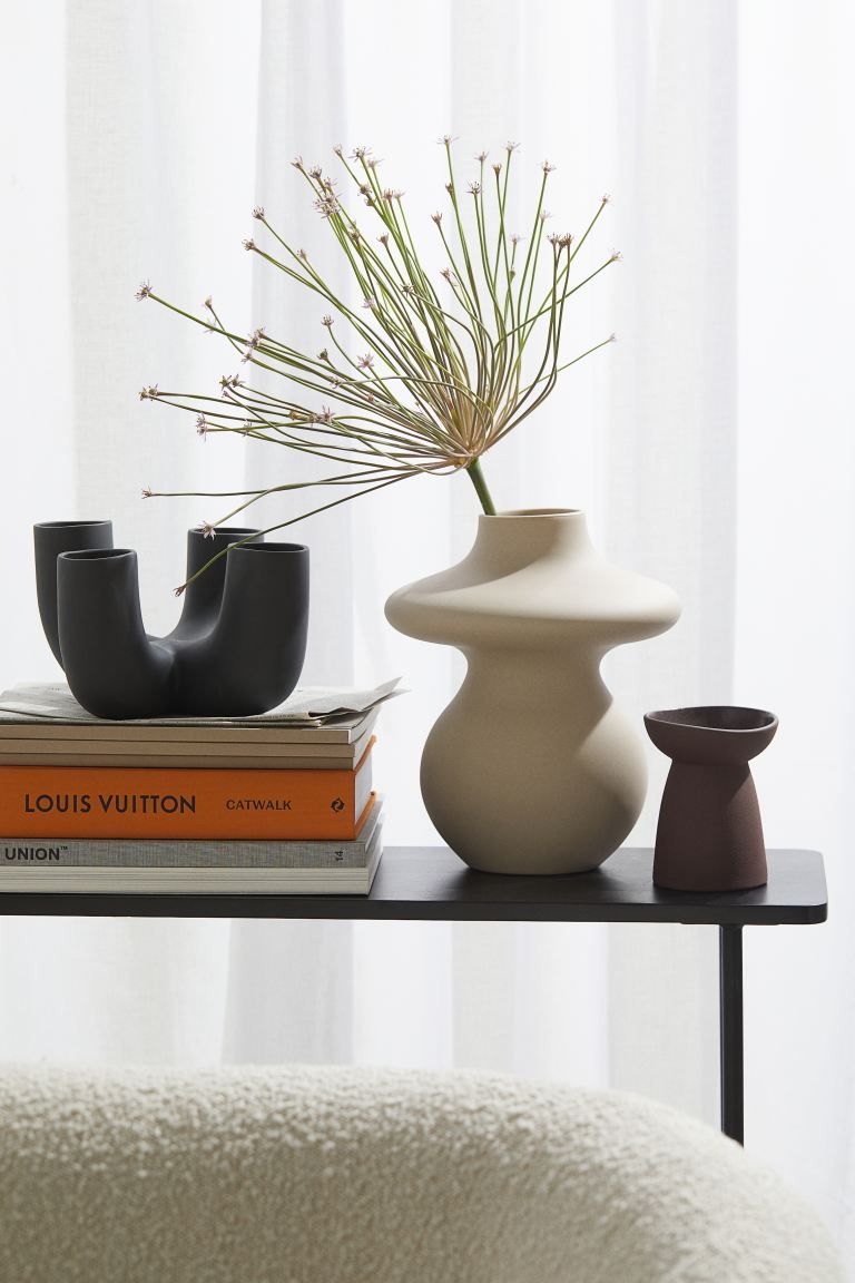 Large Stoneware Vase - Light beige - Home All | H&M US | H&M (US + CA)