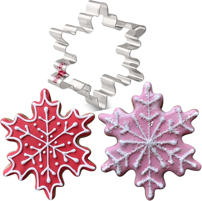 LILIAO Christmas Winter Snowflake Cookie Cutter - 3.3 x 3.7 inches - Stainless Steel | Amazon (US)