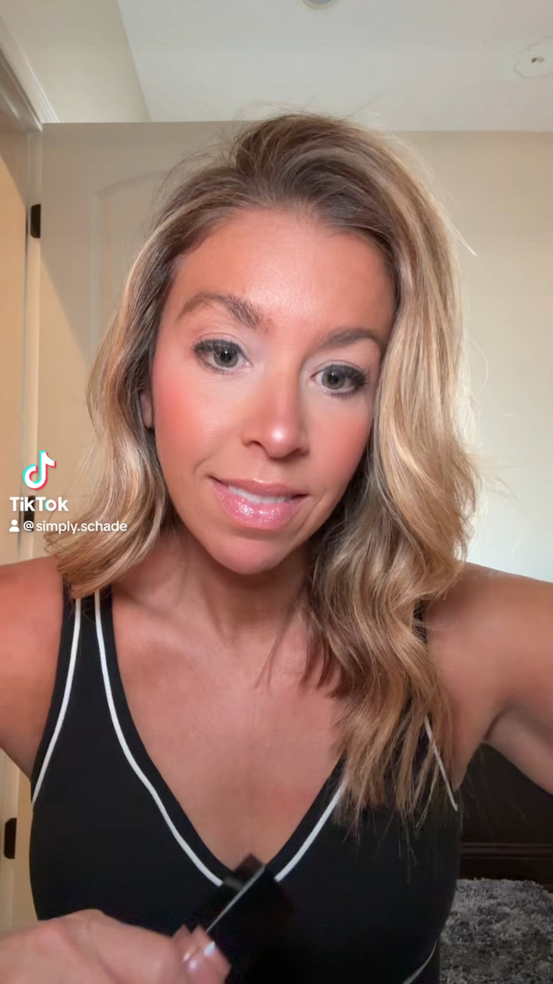 Ready, set… SPRAY ✨ This Juvia’s Place setting spray is a game changer!! I just mist it over my makeup and it keeps everything looking fresh ALL day long 🙌 No fading, no creasing—just that smooth, locked-in finish.

It’s lightweight, super easy to use, and gives your makeup that flawless “just applied” look from morning to night 🤍 If you want your glam to actually last, this is a must-have in your routine!!

It’s linked in my bio and you can order it right from my LTK 🛍️

#ad #juvias @Shop.LTK #liketkit liketk.it/

#LTKselfcare #LTKgrwm #LTKdayinmylife