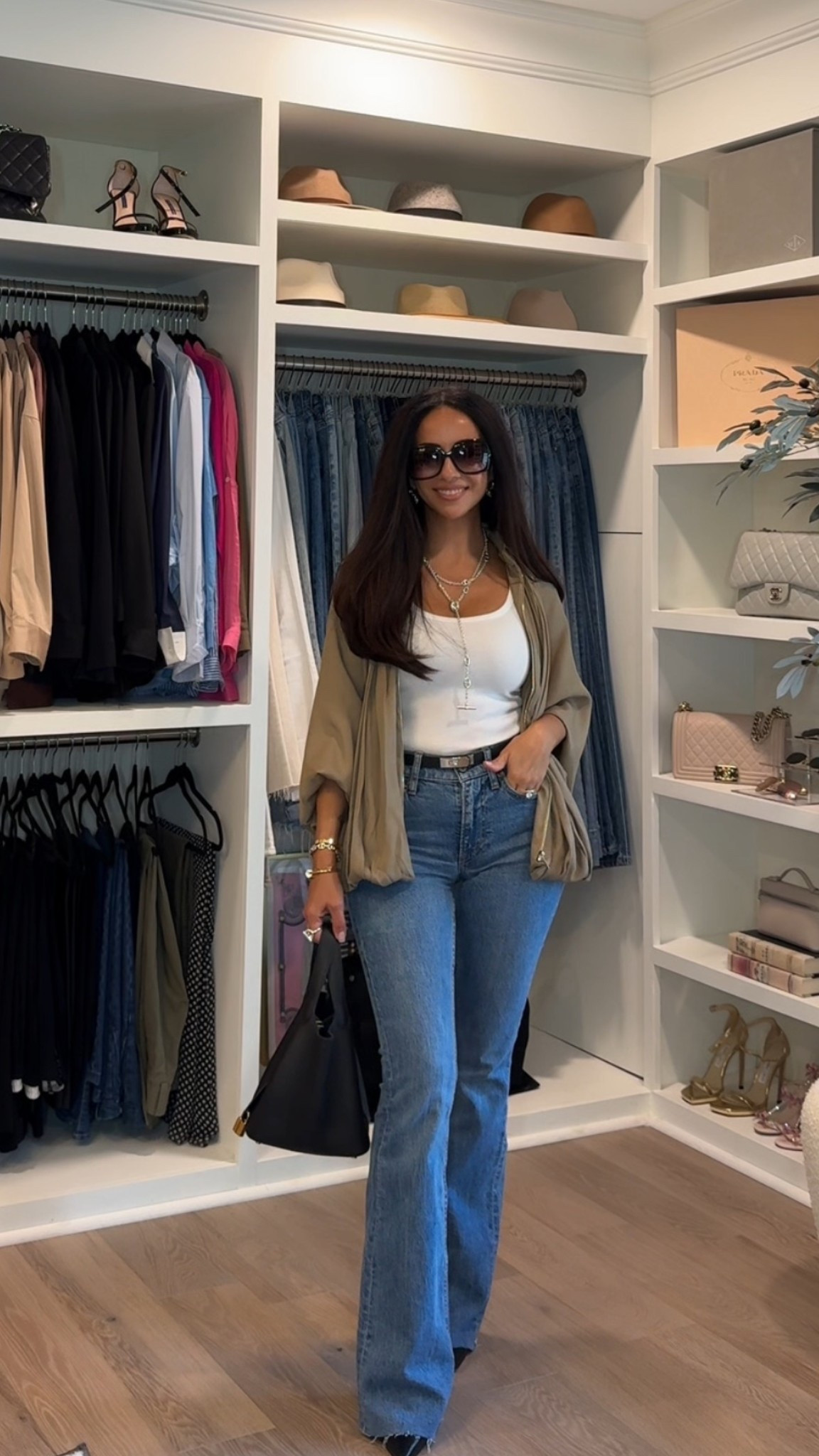 Abercrombie | boot cut jeans | transitional fall outfit | Rita Salmo 

Jeans seize: 24 regular length 
Tank top size: xs petite 
Jacket size: small 

#LTKOver40 #LTKStyleTip #LTKPetite