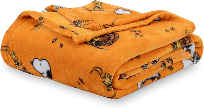 Berkshire Blanket Peanuts® VelvetLoft® Cute Character Snoopy Plush Throw Blanket,Snoopy and Woo... | Amazon (US)
