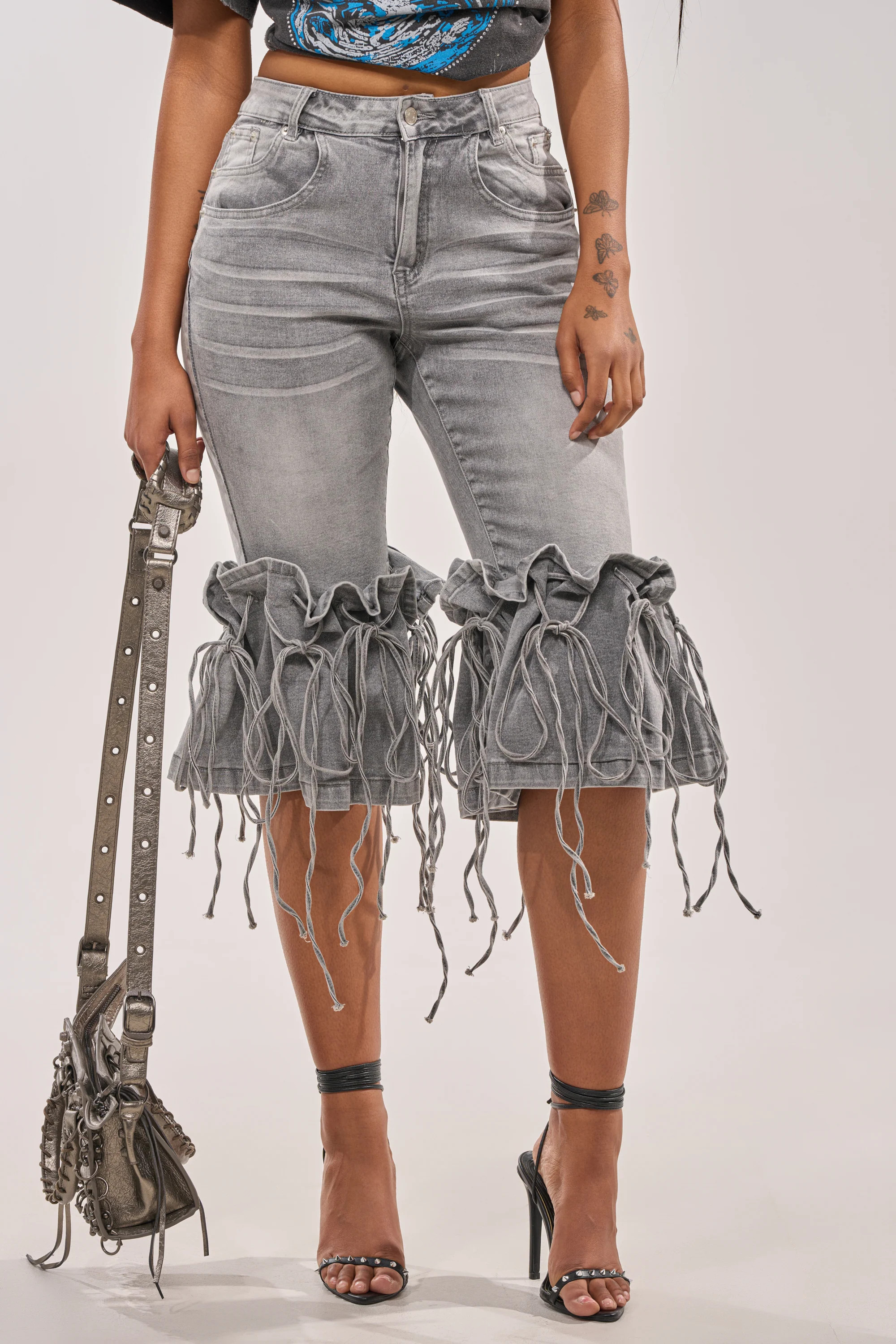 JUMP ON IT DENIM BERMUDA SHORT | AKIRA