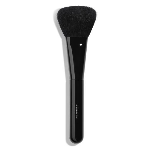 CHANEL LES PINCEAUX DE CHANEL Blush Brush N°110 | Chanel, Inc. (US)
