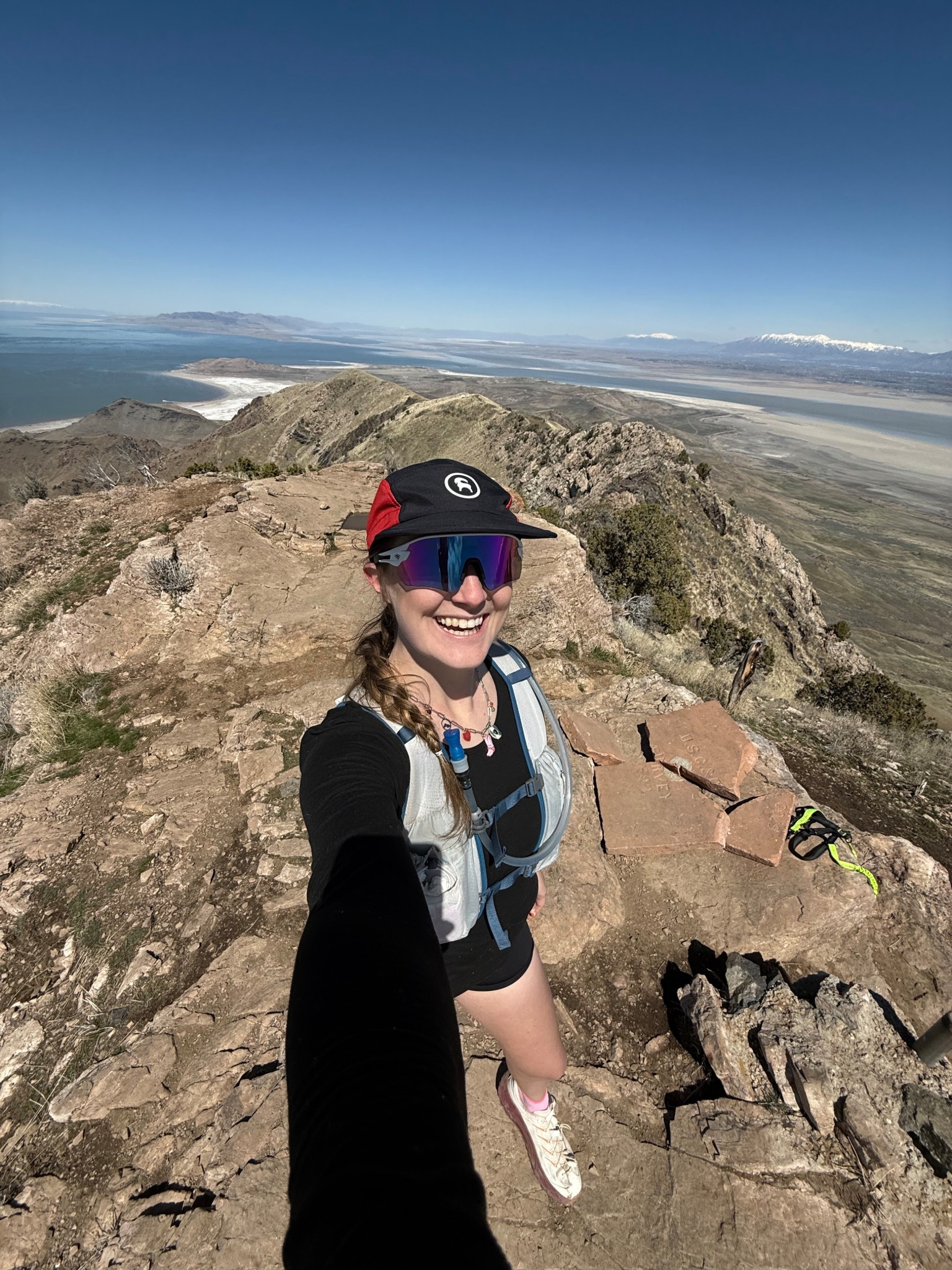 Trail running the tallest peak on Antelope Island State Park! 🦬 Loved wearing my new shoes and enjoying springtime conditions #trailrunning #outdoorsy #hikinggear

#LTKActive