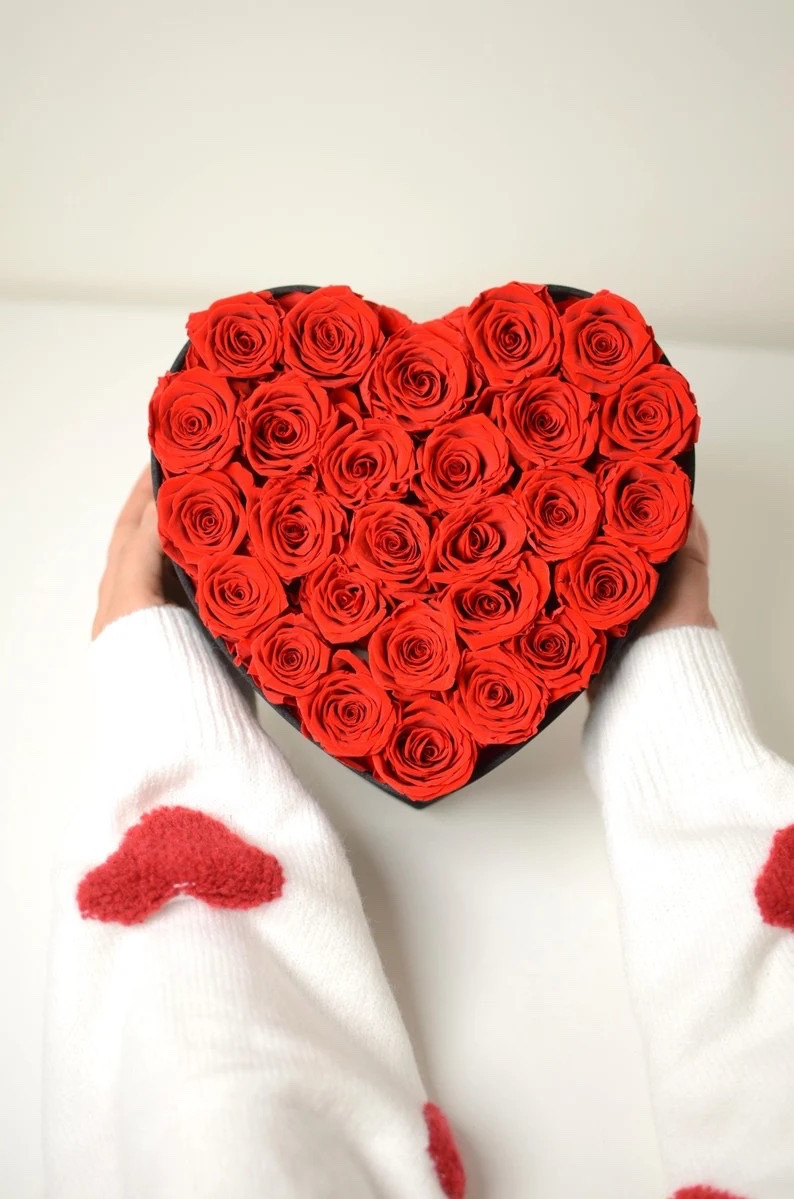 Make this Valentine’s Day unforgettable with a gift that lasts! 🌹✨ The Real Preserved Roses from EspoirBoston are a stunning symbol of love, staying beautiful for up to a year without any maintenance. Arranged in an elegant heart-shaped box crafted from durable fabric, these vibrant red roses are the perfect way to express your passion. Choose from two sizes—Small (7 roses) or Large (27 roses)—and enjoy a gift-ready presentation that requires no extra wrapping. Pre-order now for Valentine’s Day to ensure your special delivery arrives just in time!

#EspoirBoston #PreservedRoses #RomanticGifts #ValentinesDayReady #EverlastingLove #LuxuryGifting

#LTKSeasonal #LTKHome #LTKGiftGuide