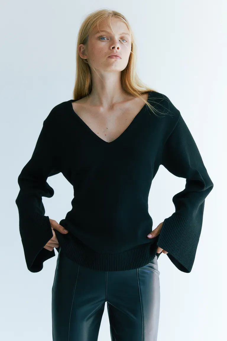 V-neck Sweater - Black - Ladies | H&M US | H&M (US + CA)