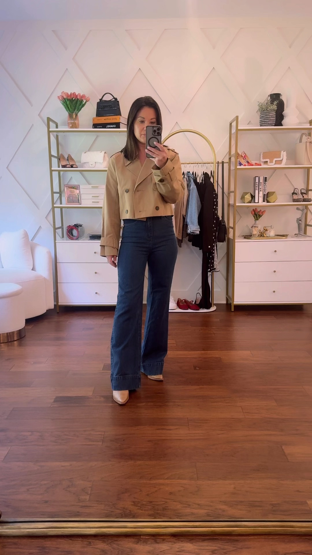 The perfect fall jacket - cropped trench - wearing an xs- favorite trouser jeans on sale from jcrew - wearing a 25 regular in jeans 

#LTKOver40 #LTKVideo #LTKxAF